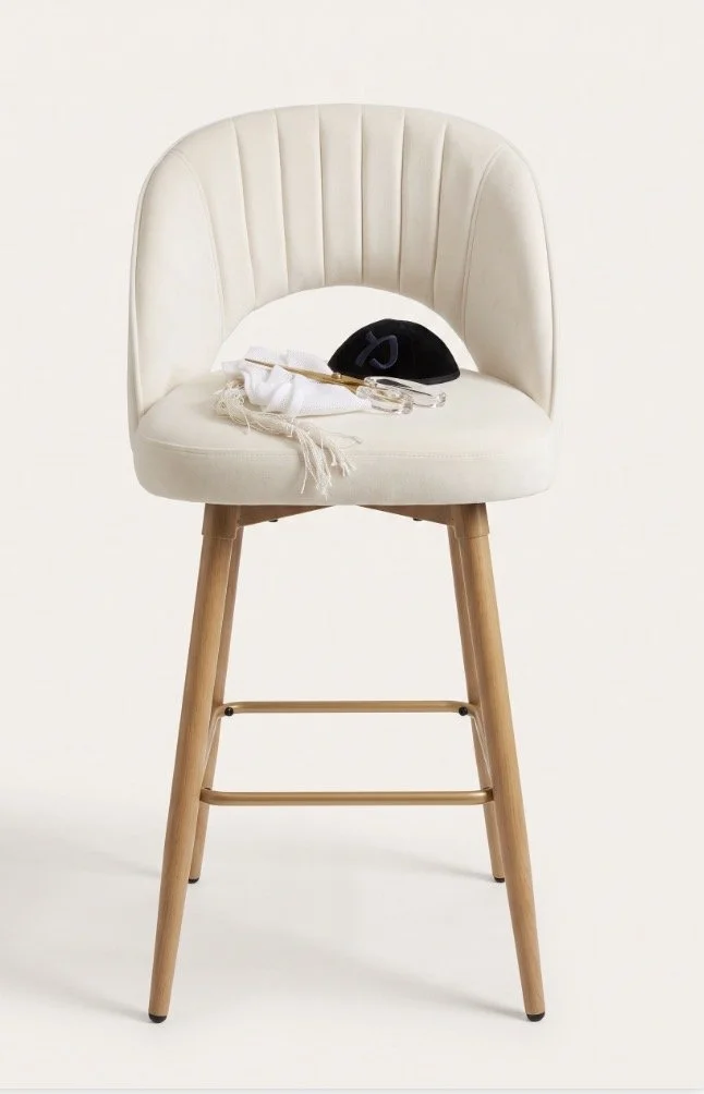 The Velvet Chair