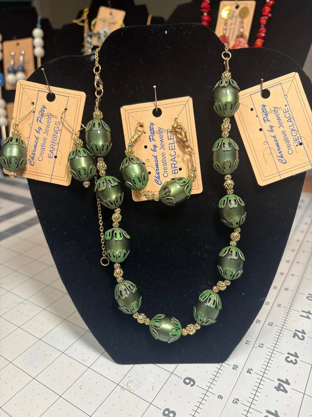 Vintage Beads Green Necklace