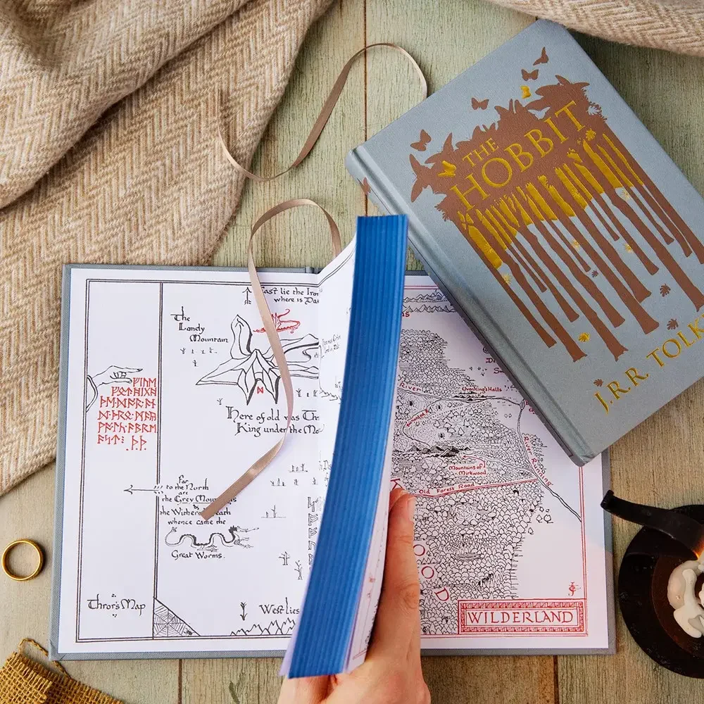 The Hobbit Collector's Edition : J.R.R. Tolkien