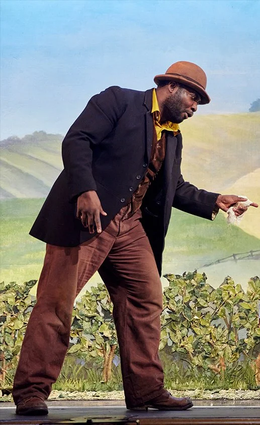 Co - Production Designer 
for Tambo and Bones  - Theatre Royal Stratford Soho Place 

Photographer 
The Other Richard