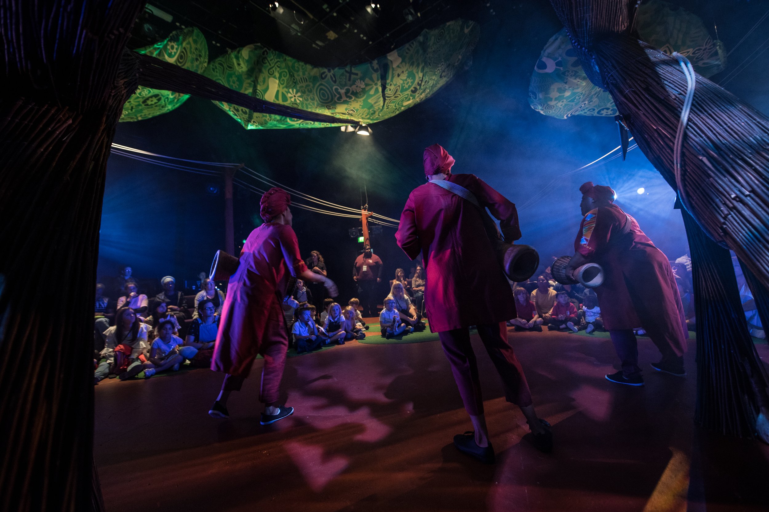 Production Designer 
for Anansi The Spider - Unicorn, The Rep, Regents Park Open Air Theatre 

Photographer 
Helen Murray