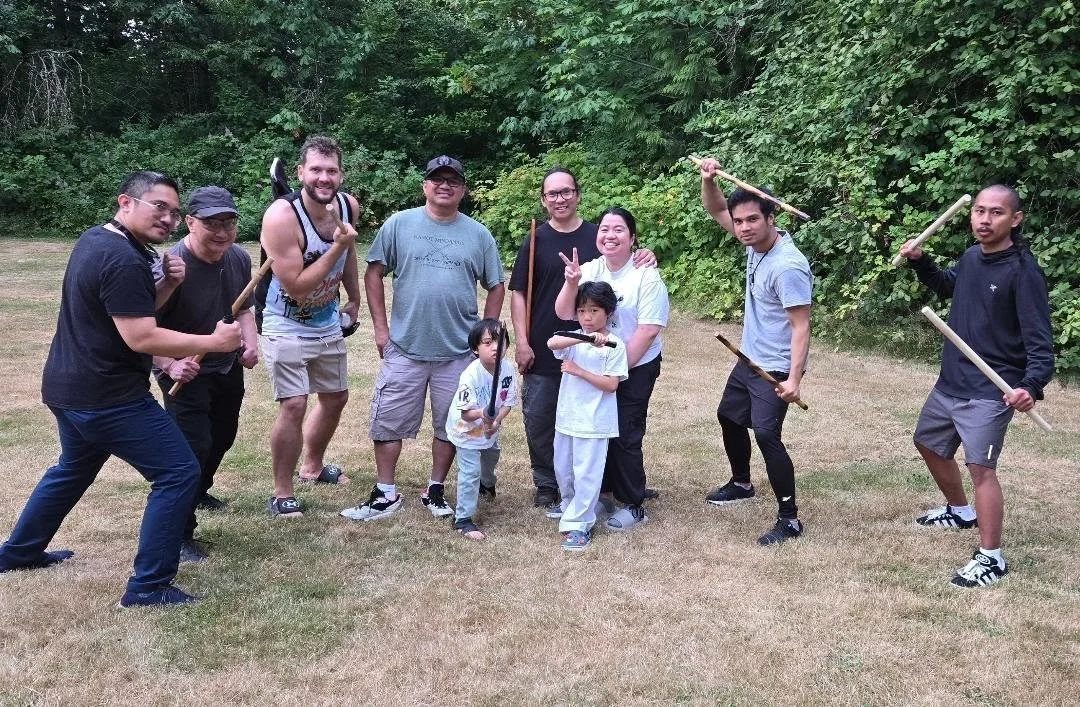 FMA training with these Arnisadors!

Maraming salamat sa inyong lahat!

Pugay!

#ArnisBC #Arnis #FMA #FilipinoMartialArts #SurreyBC