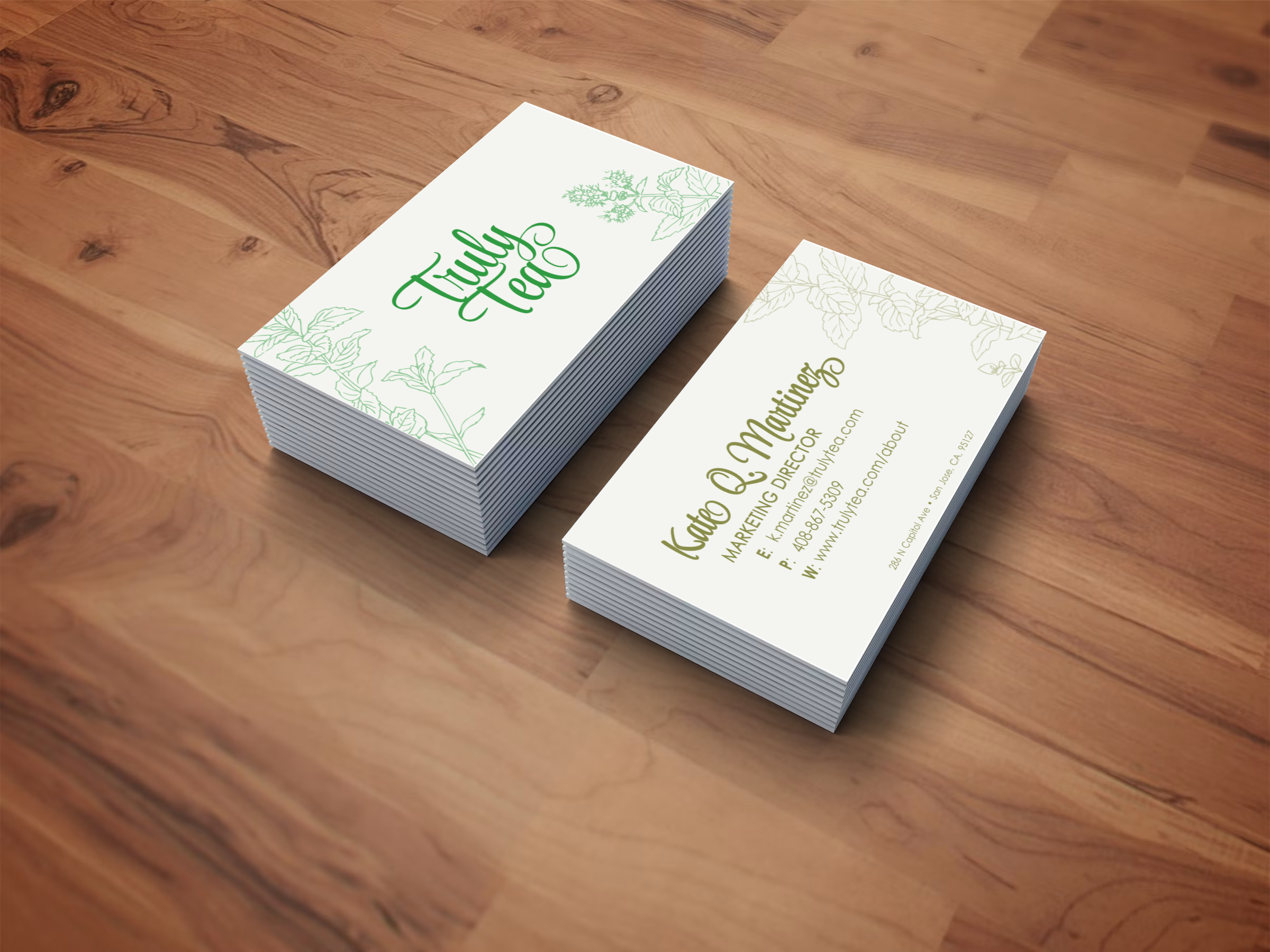 photorealistic-business-card-mockup.png