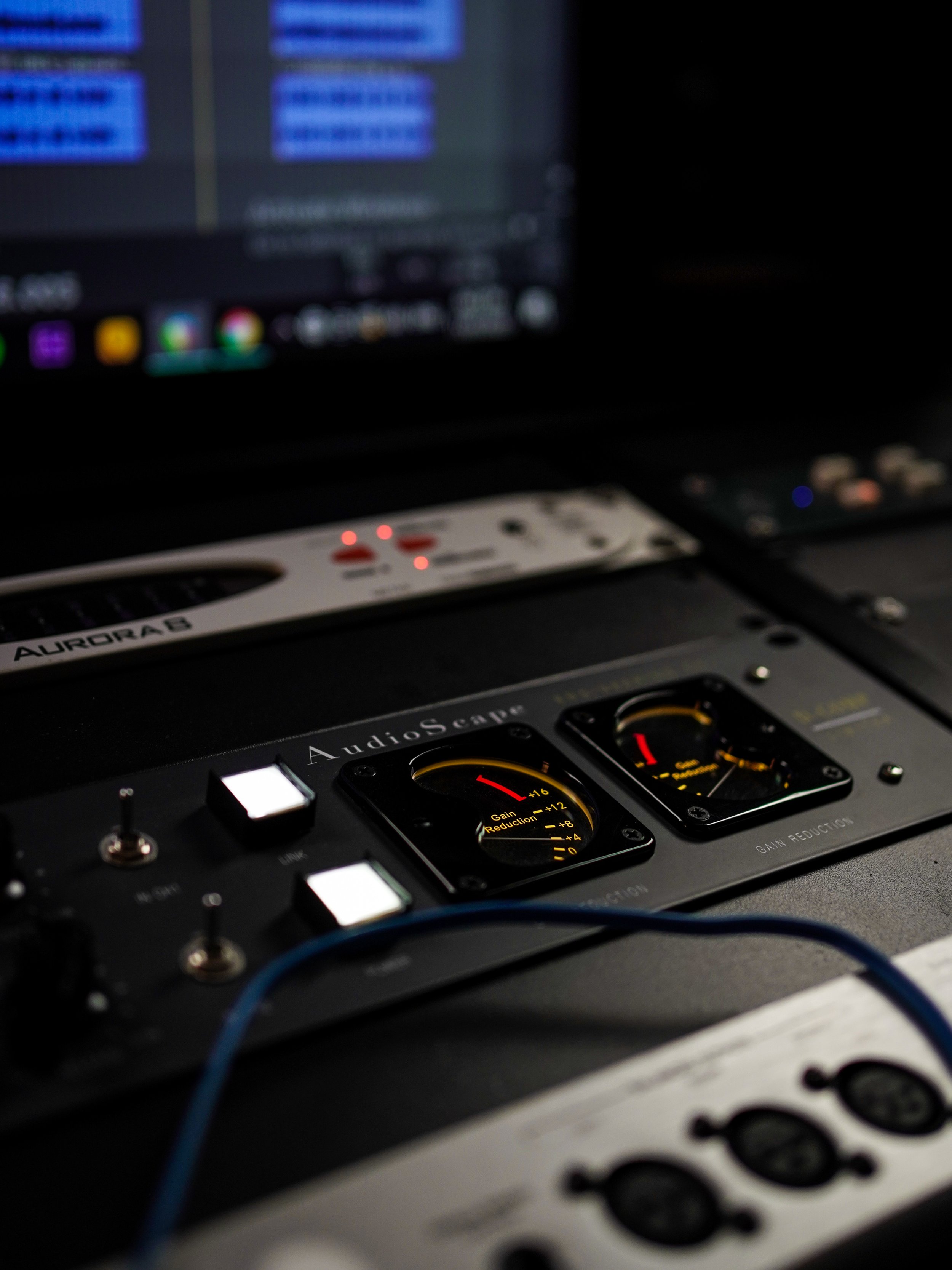 MASTERING