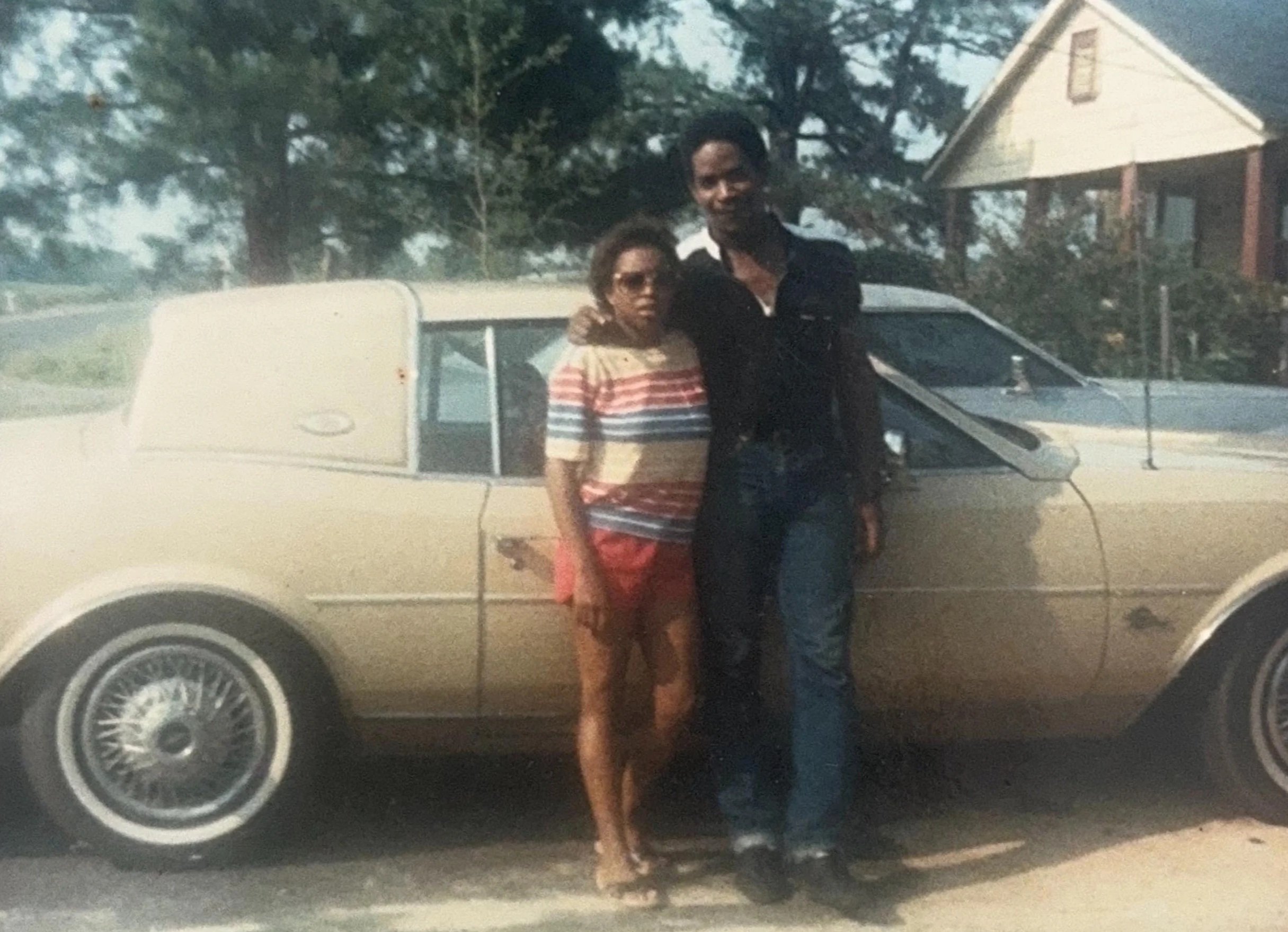 william_carol_car_yard_1985.jpg