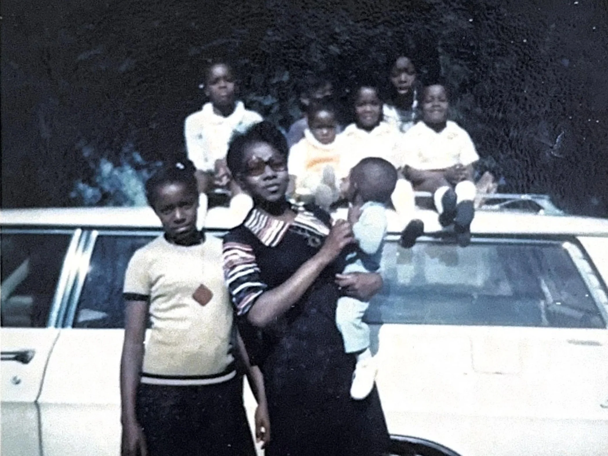 elaine_nieces_nephews_car_1969.jpg