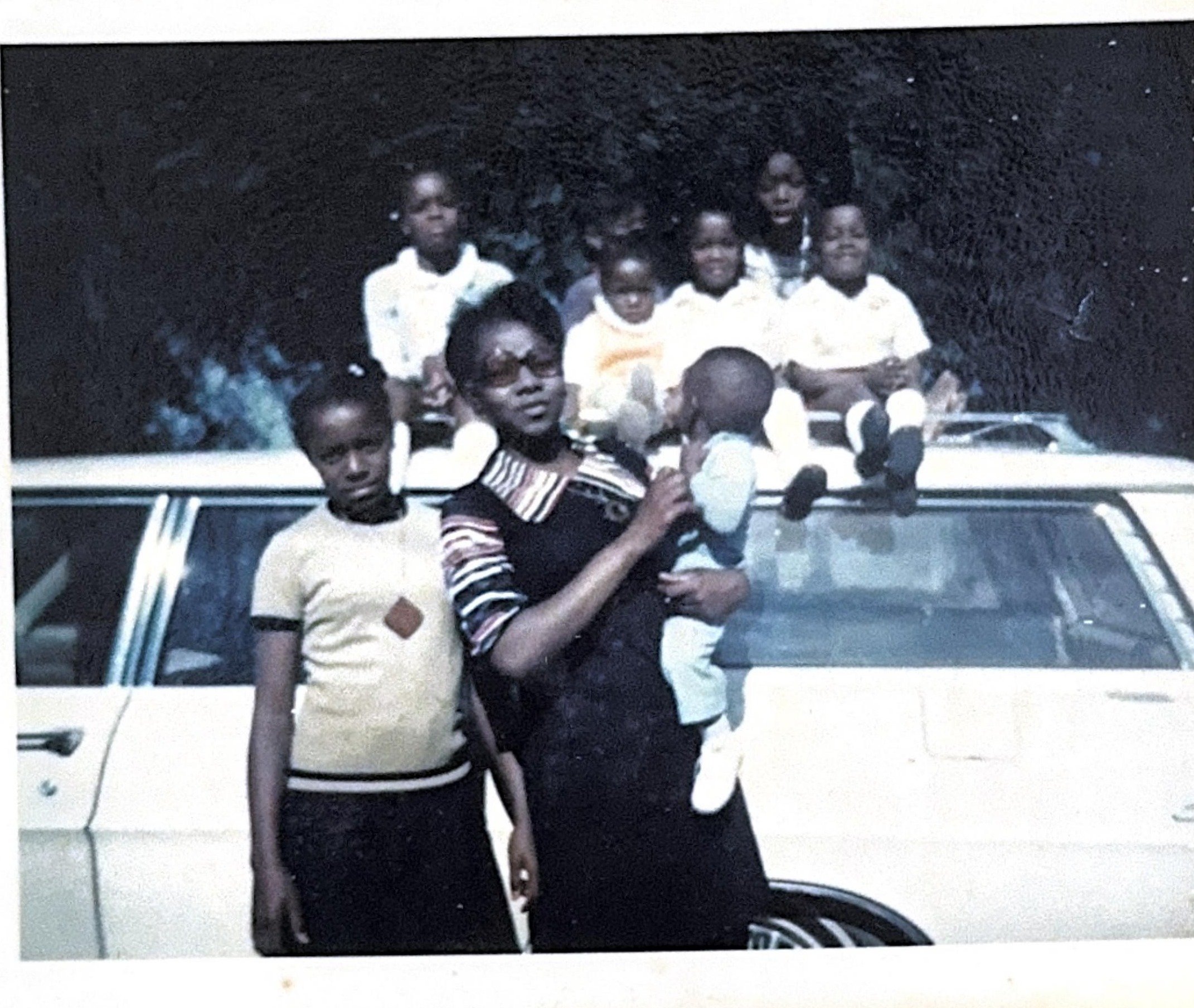 elaine_nieces_nephews_car_1969.jpg