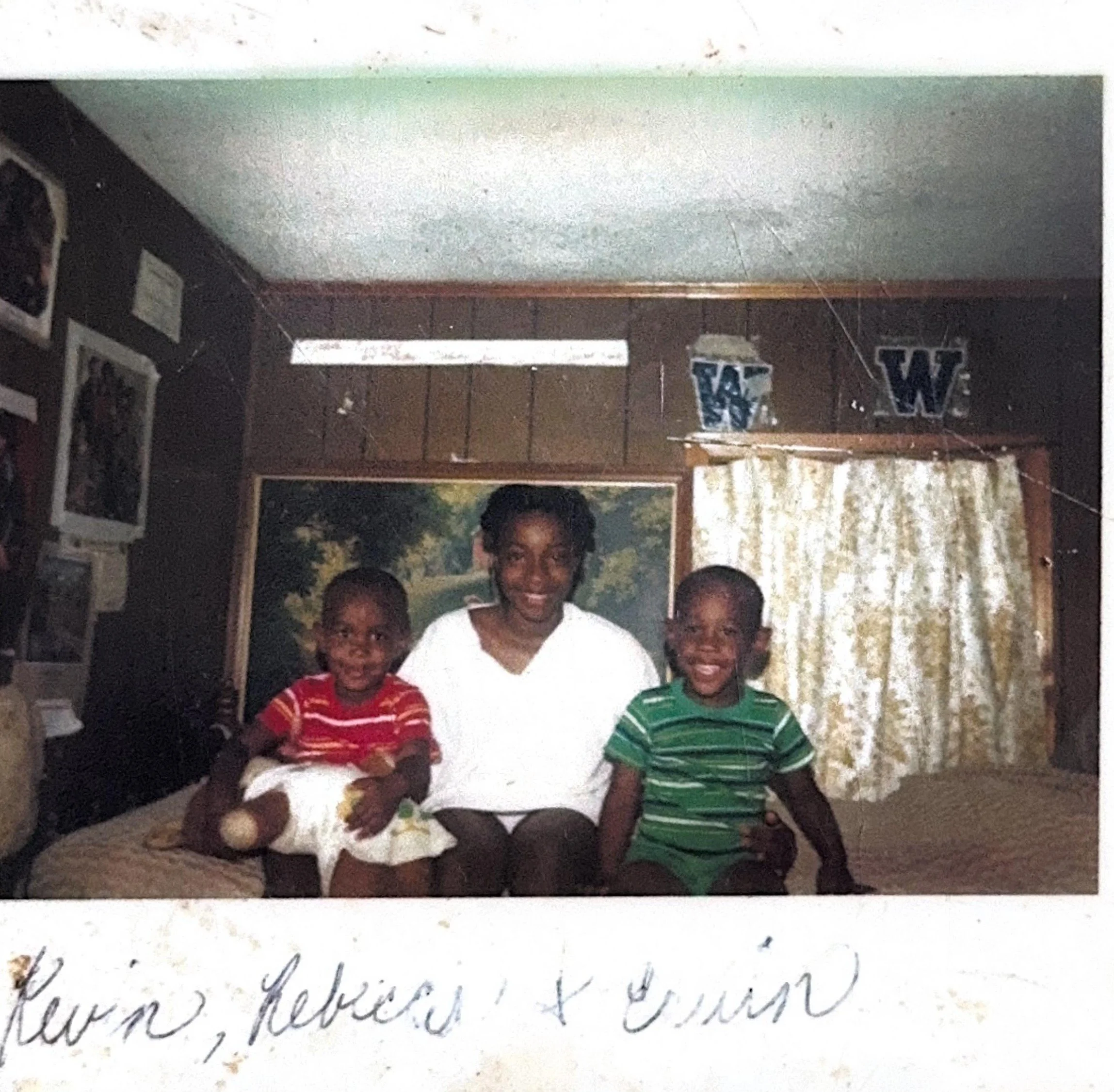 rebecca_kevin_ervinjr_bed_1982.jpg