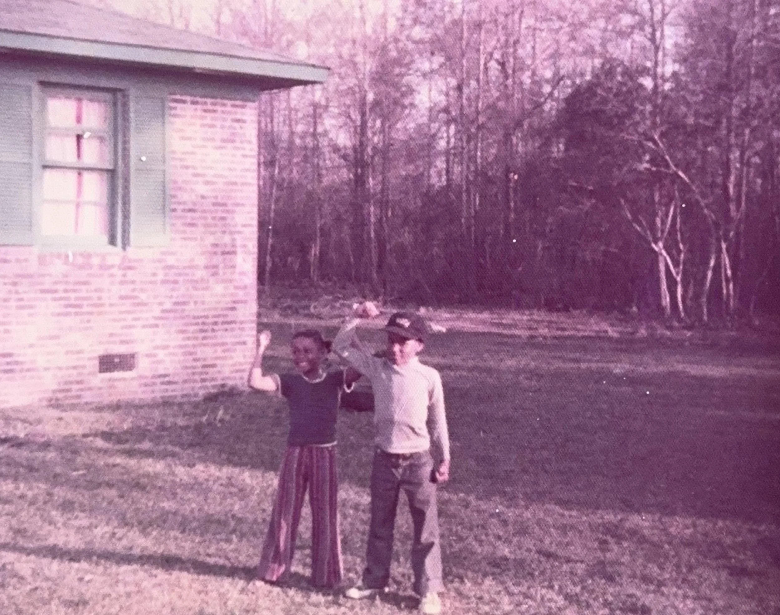 rebecca_linard_kids_yard.jpg