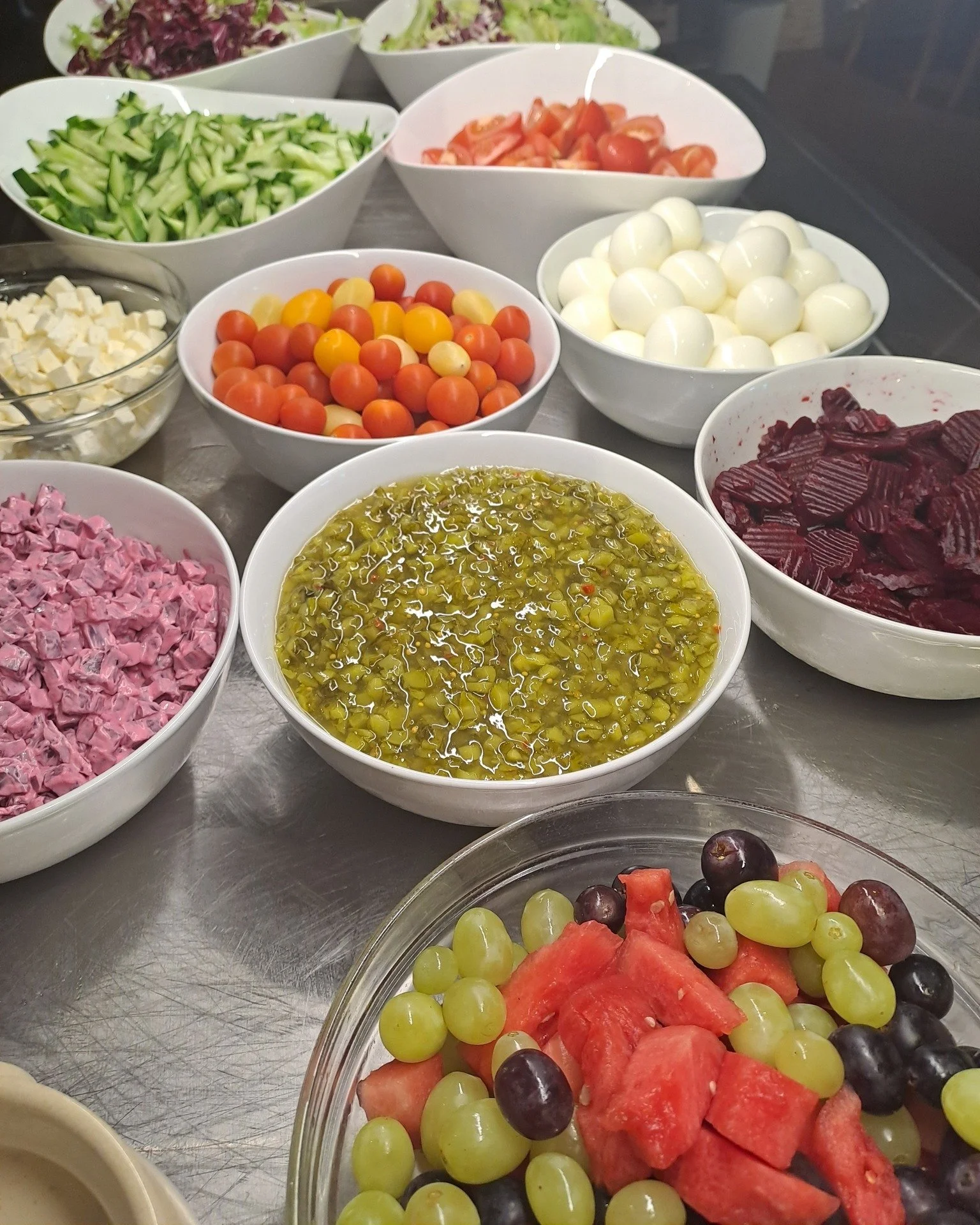 Torstaina aina hernekeittoa ja ropsua, lis&auml;ksi kaksi p&auml;&auml;ruokavaihtoehtoa.

&bull; Runsas salaattivalikoima
&bull; Tortillabuffet: broileri-, jauheliha- ja kasvist&auml;ytteit&auml;, ranskalaisia jne. L
&bull; Tonnikalapastaa L
&bull; H