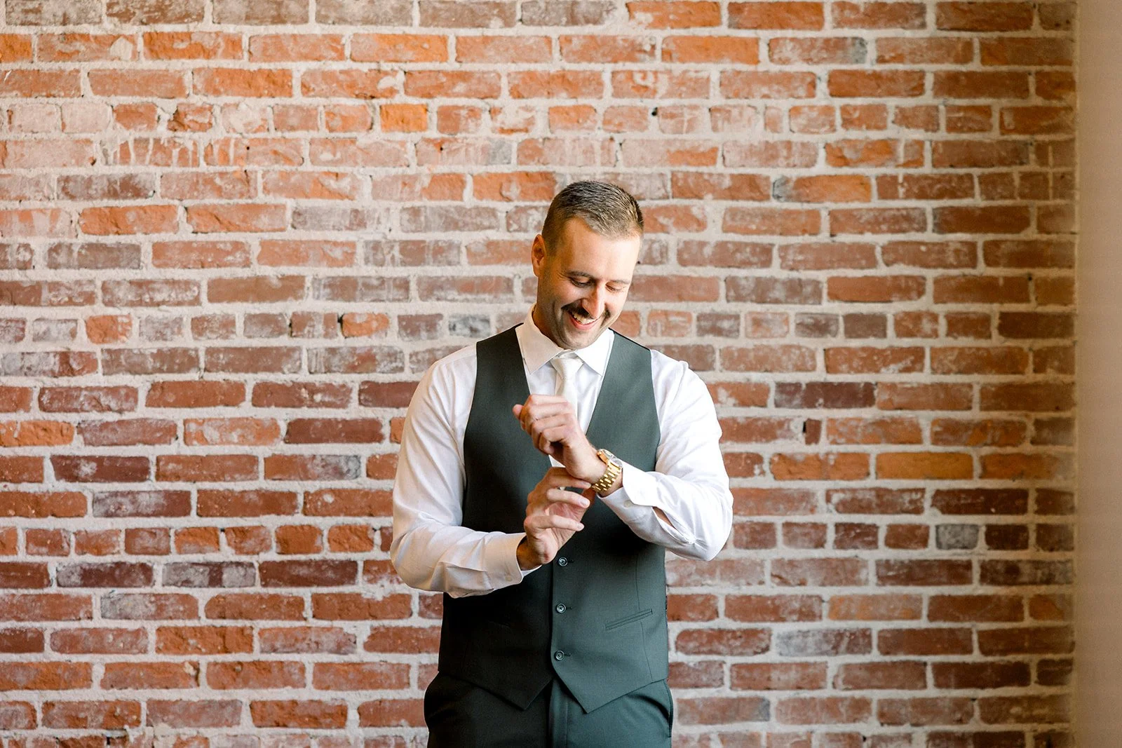 groom41281.jpg