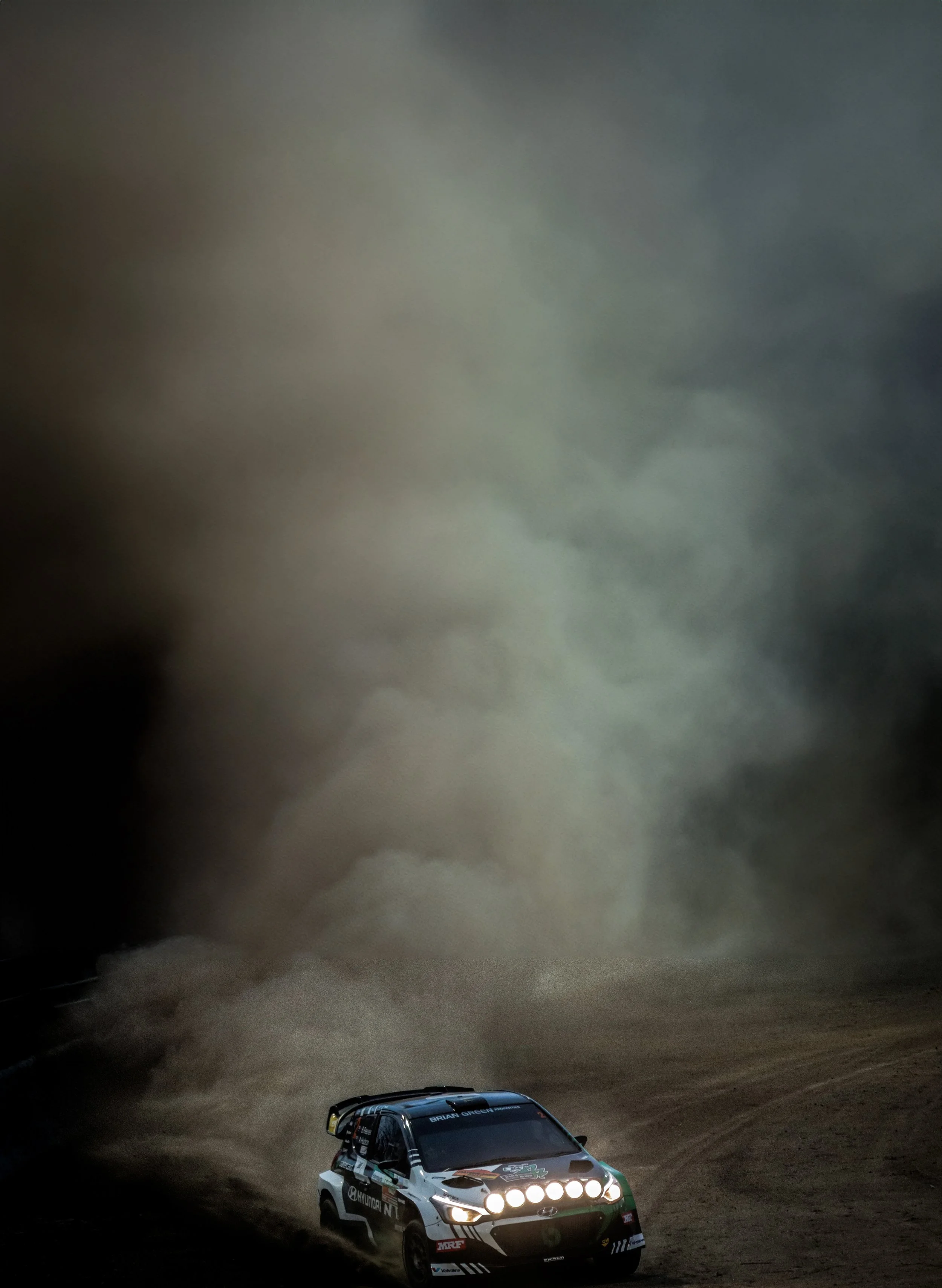 Dust_Edit_ext.jpg