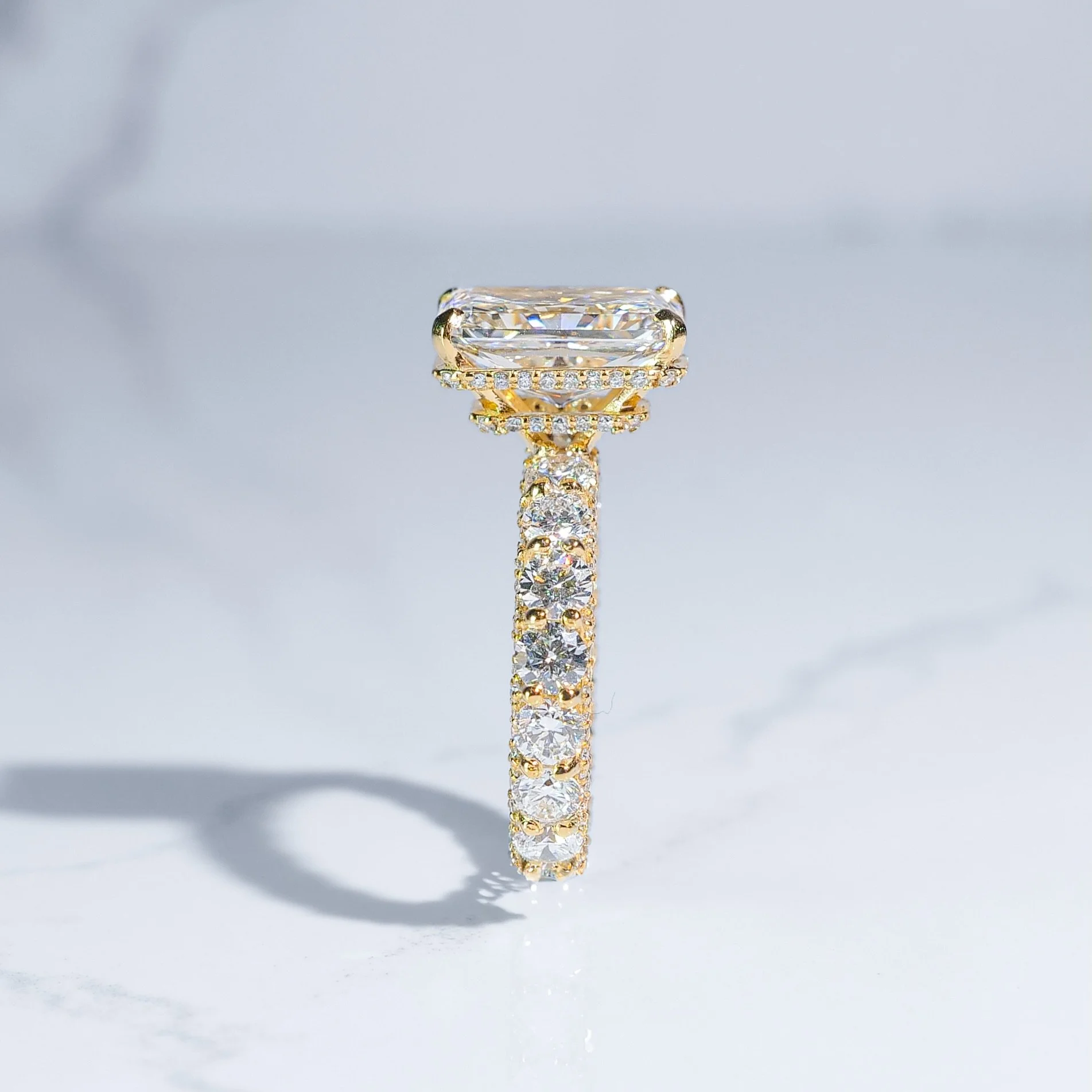 valerai-radiant-lab-diamond-ring-4.jpg