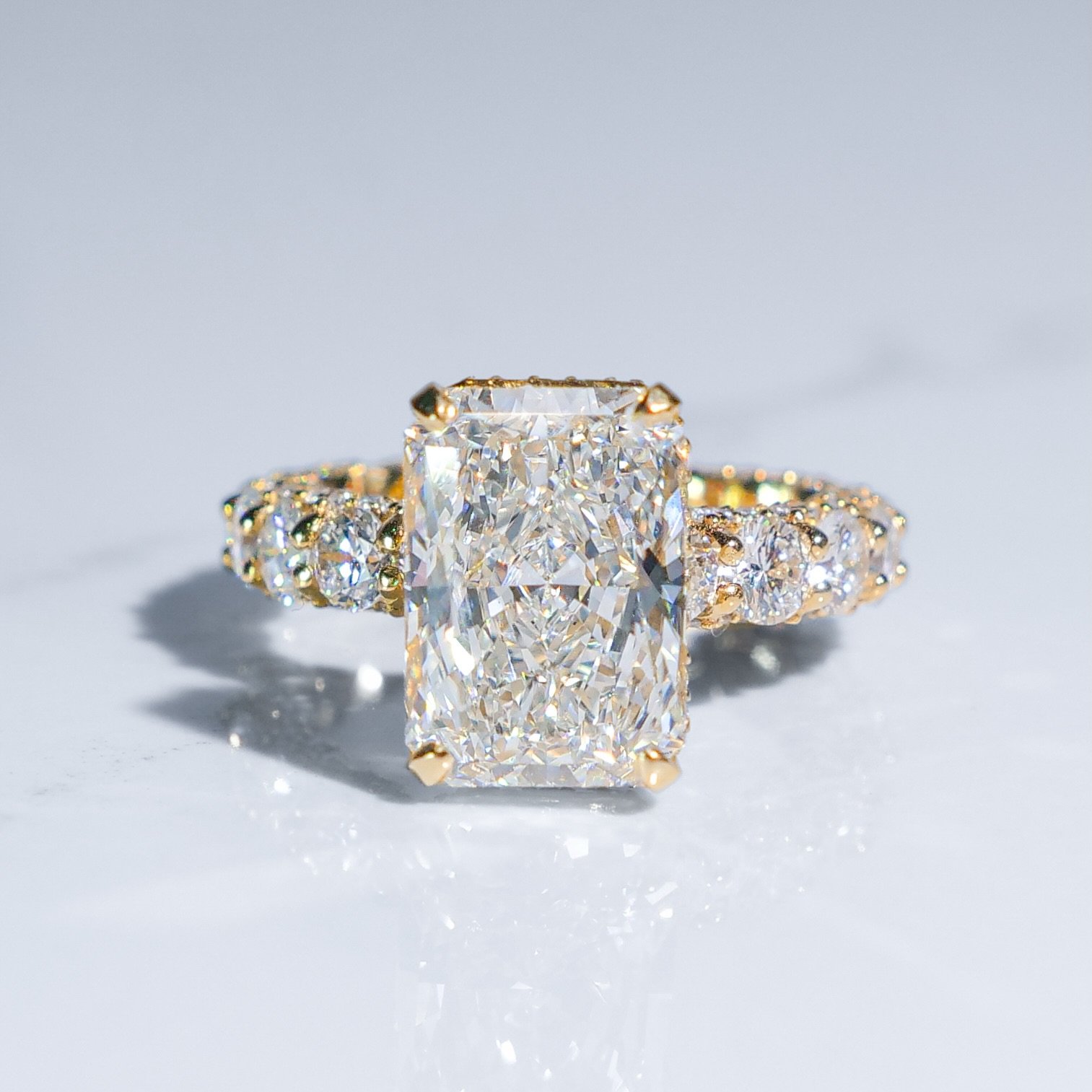 valerai-radiant-lab-diamond-ring-2.jpg