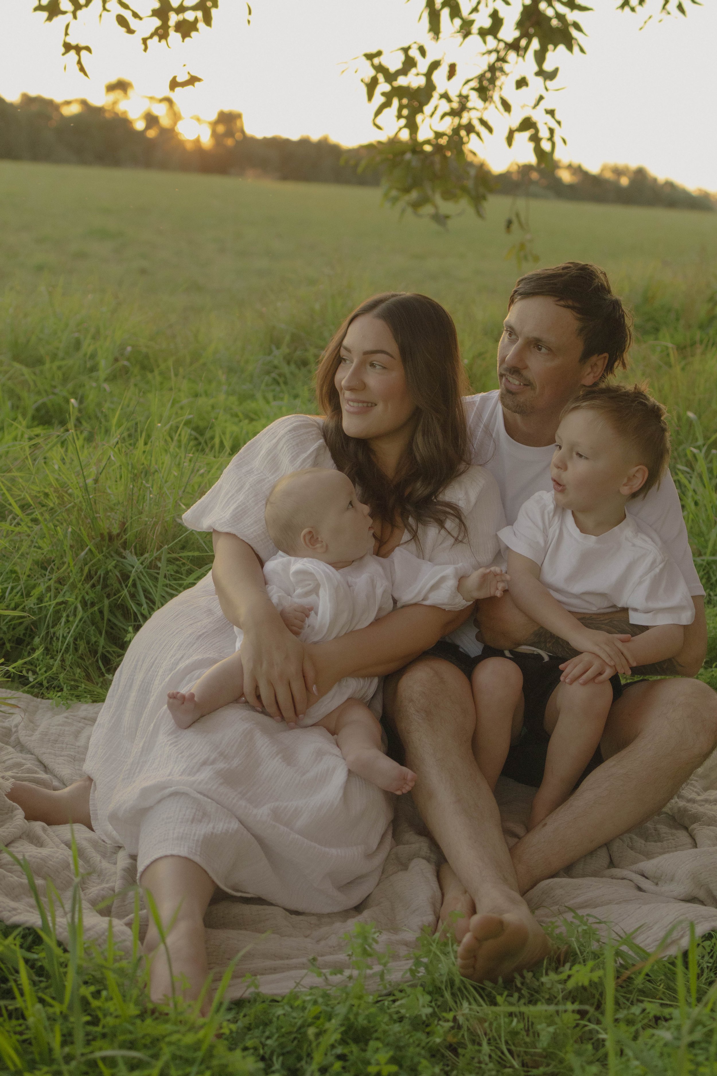 Jade and Family-301.jpg