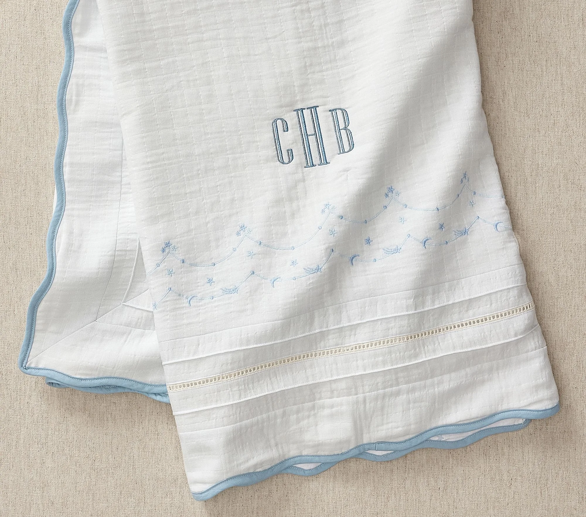 welcome-home-embroidered-star-oversized-muslin-baby-blanke-1-xl.jpg