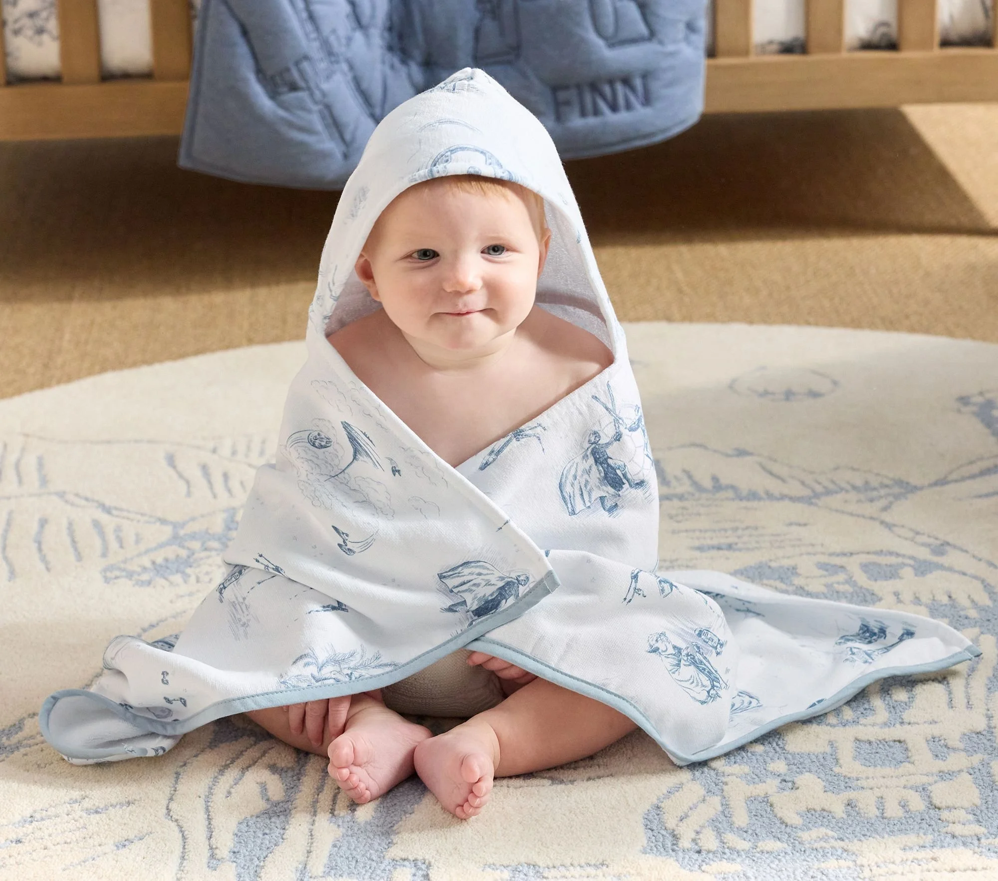 star-wars-toile-baby-hooded-towel-2-xl.jpg