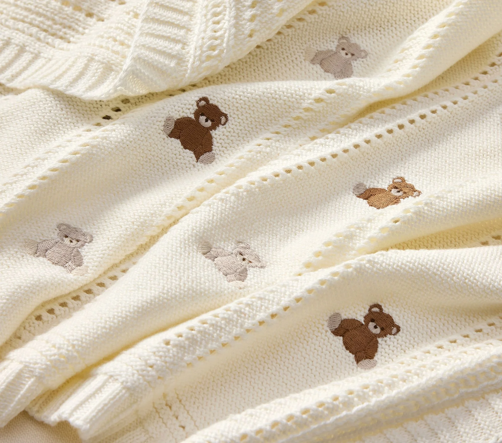 dreamy-luxe-knit-baby-blanket-1-xl-2.jpg