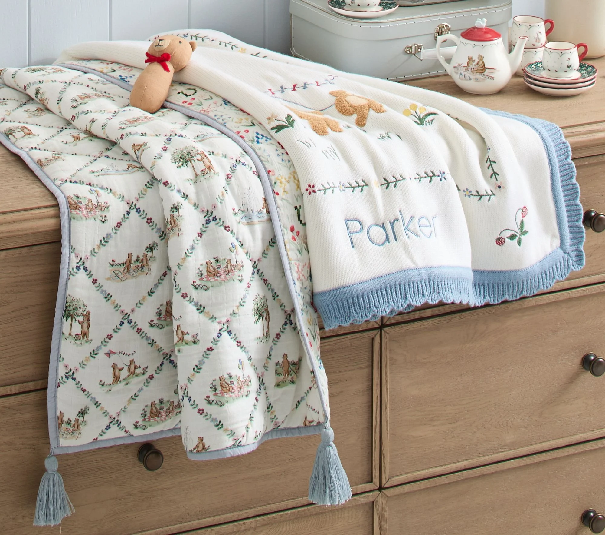 riley-sheehey-bear-blanket-rattle-gift-set-xl.jpg