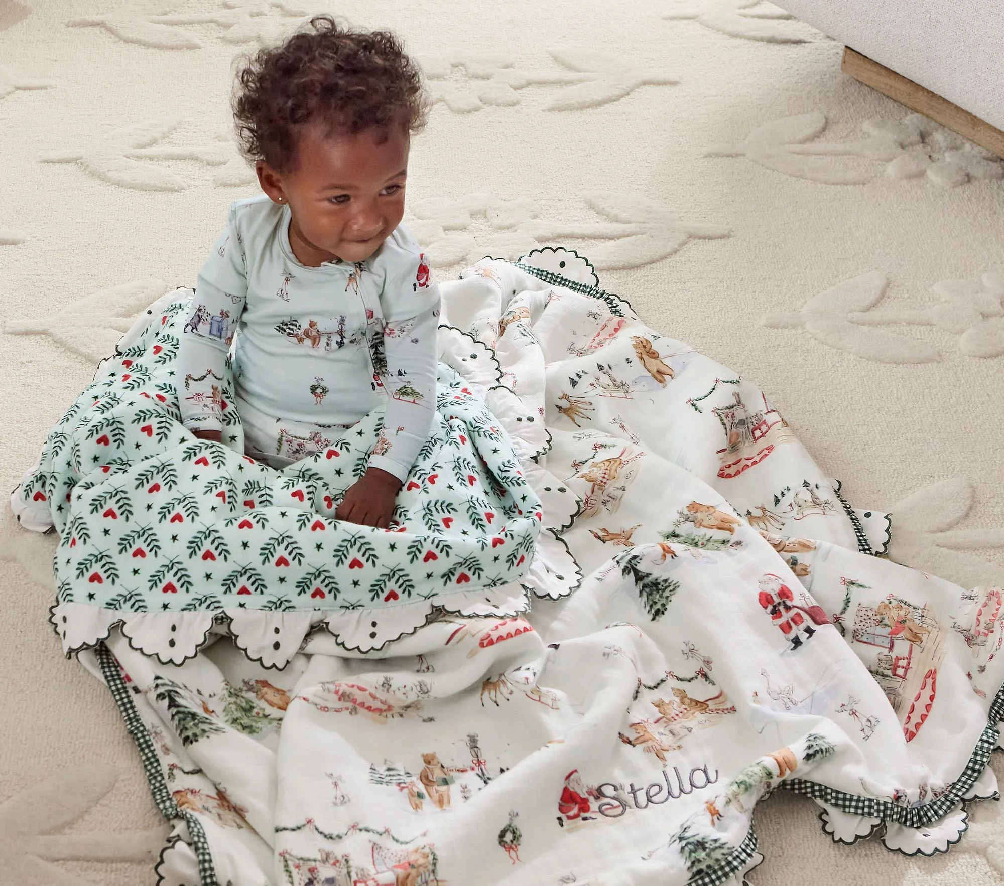 riley-sheehey-holiday-oversized-organic-muslin-baby-blanke-xl.jpg