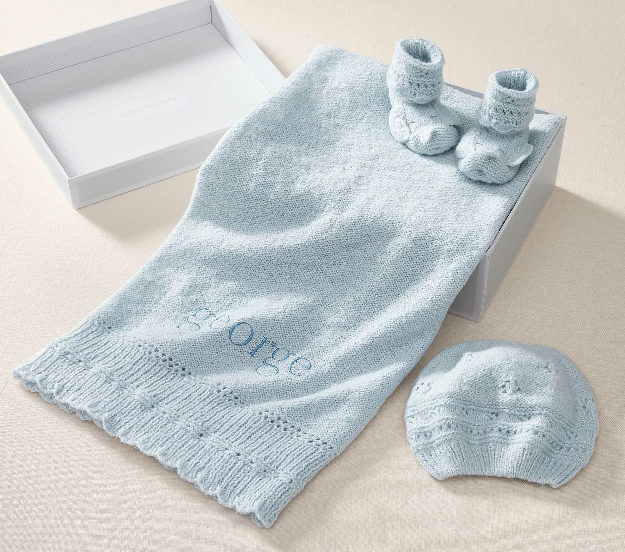 luxe-pointelle-newborn-gift-set-xl.jpg