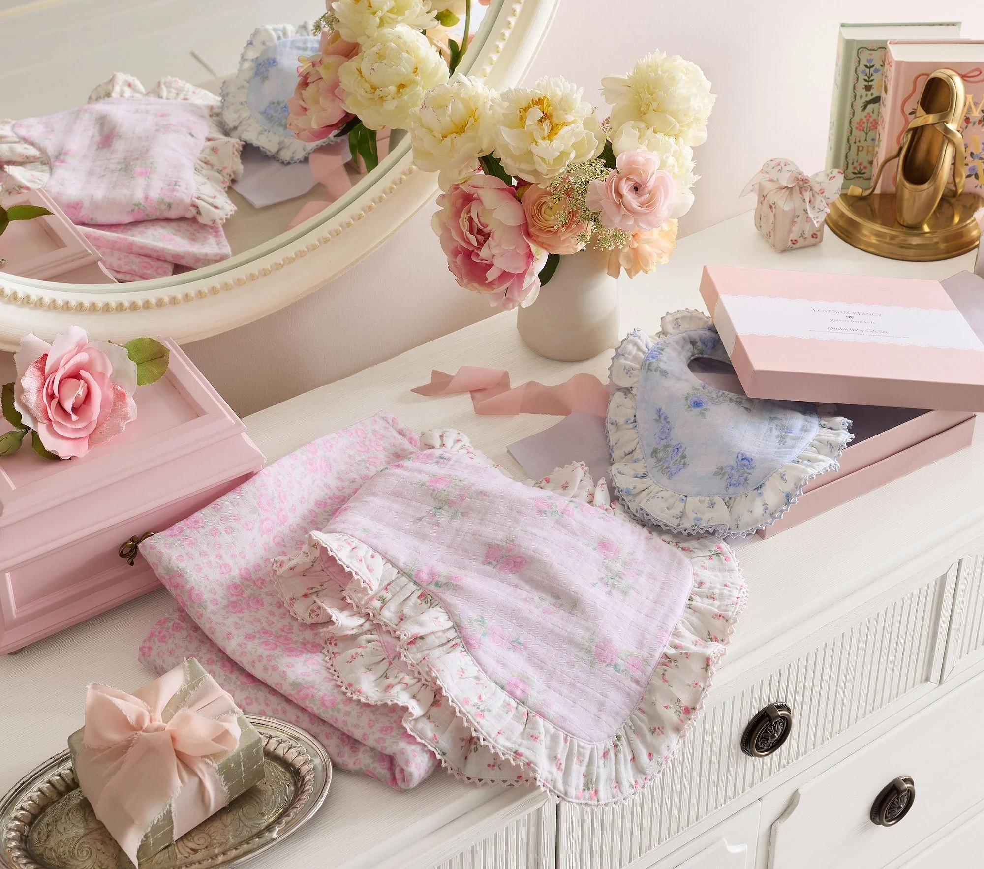 loveshackfancy-organic-muslin-bib-burp-swaddle-gift-set-xl.jpg