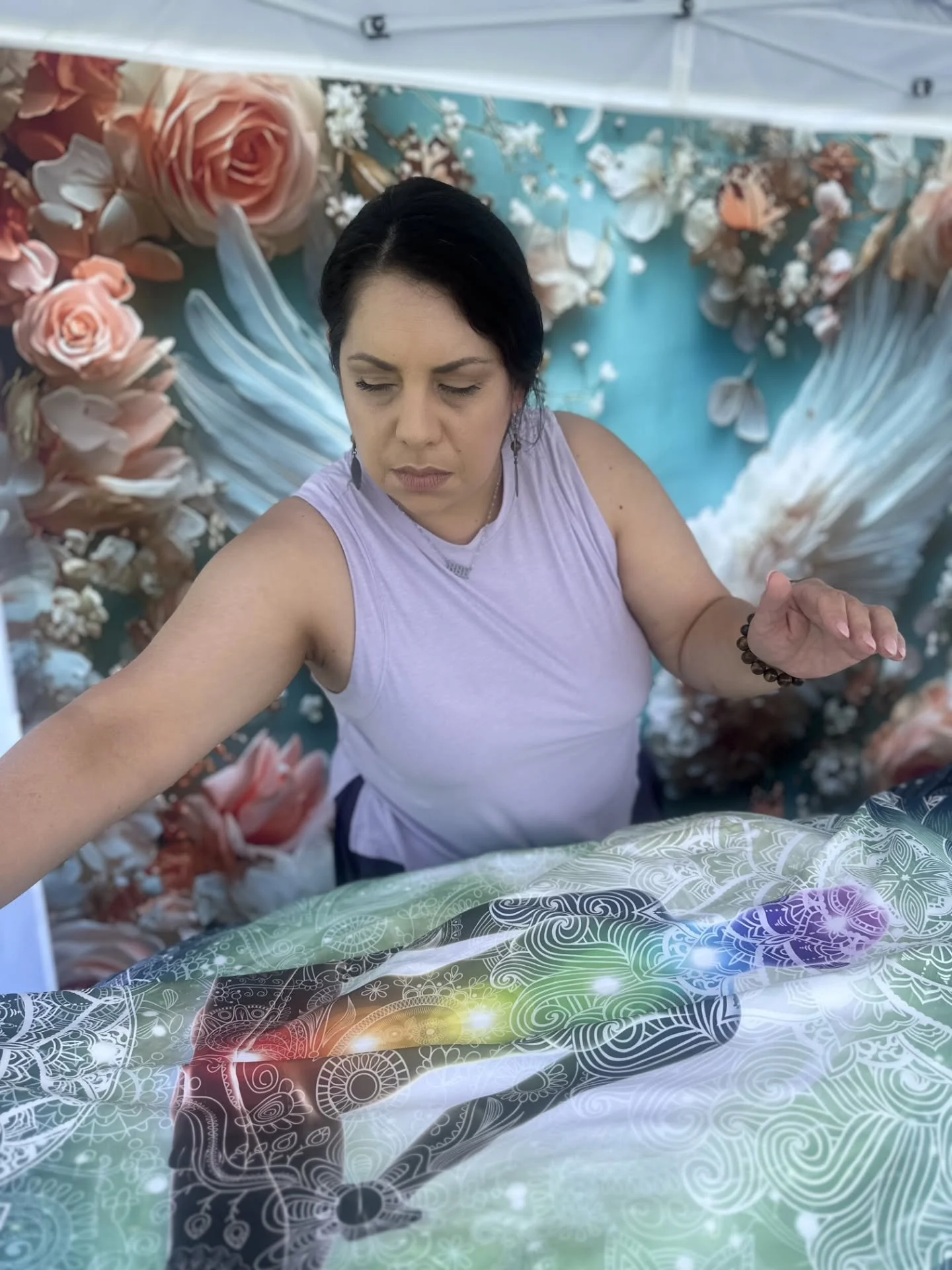 Howl &amp; Heal Fest @yogasolstudio Thank you YogaSol. The experience was beyond amazing, the positive energy filled the entire space and the wolves spirit was felt. I felt like I was in a dream ✨️🌙 #yogasol #yogasolfest #reiki #wolves @wolfmtnsanct