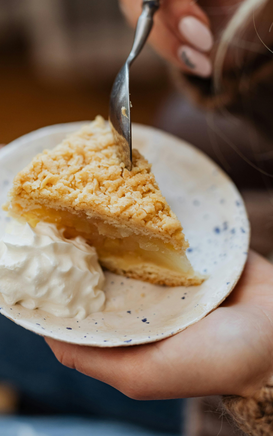 Cafe-Tante-Lou-Buchenberg-Kuchen-Frühstück-Brunch-2.png