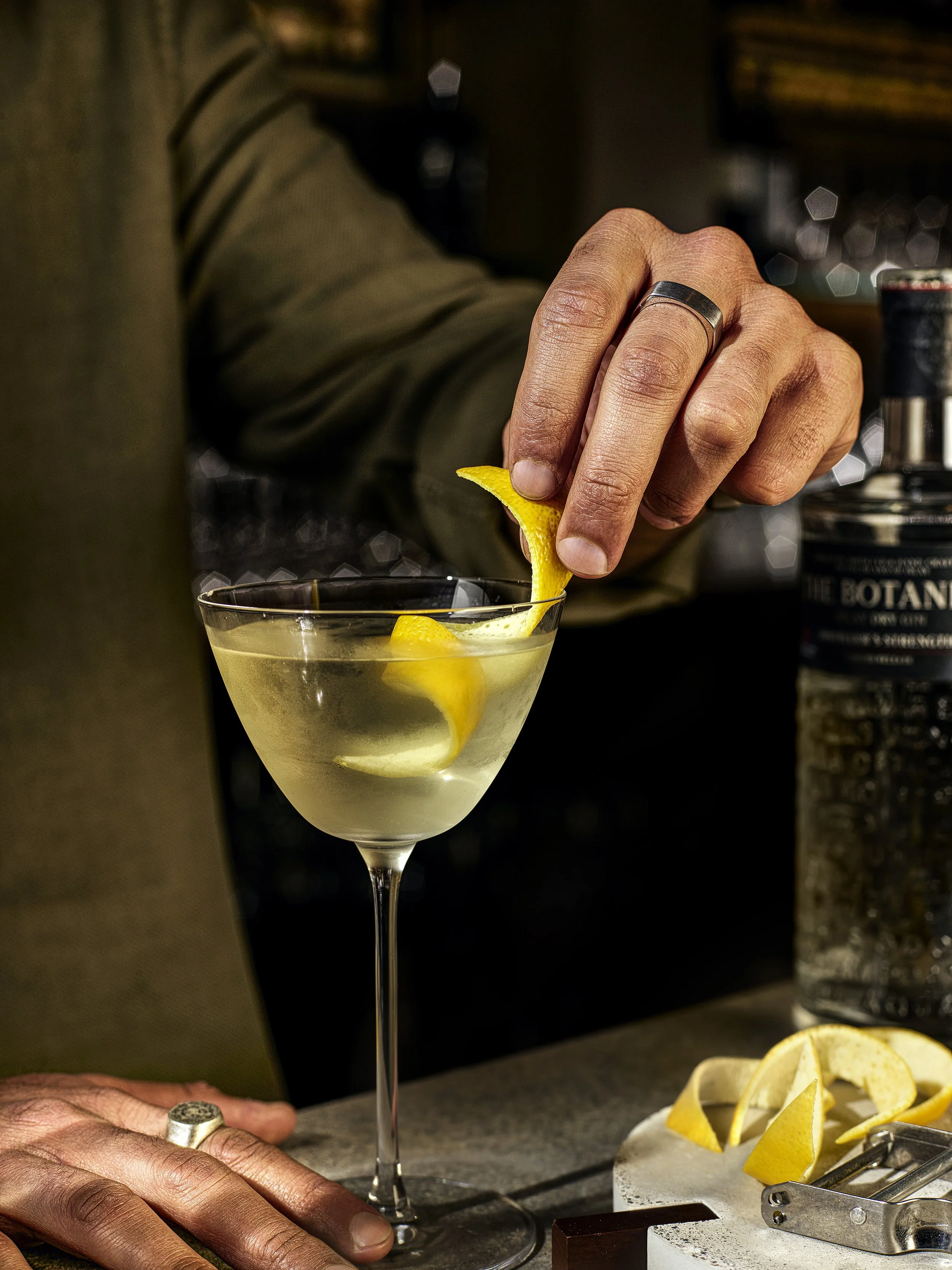 S7_Martini_Garnishing.jpg