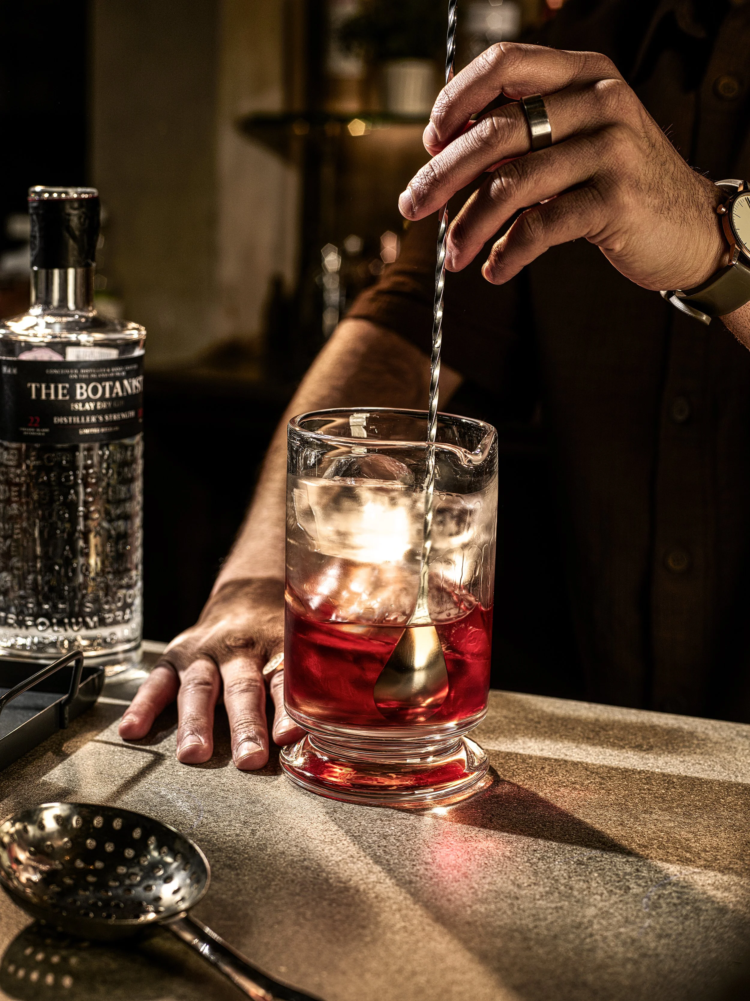 S8_BT_Martini_Stir.jpg