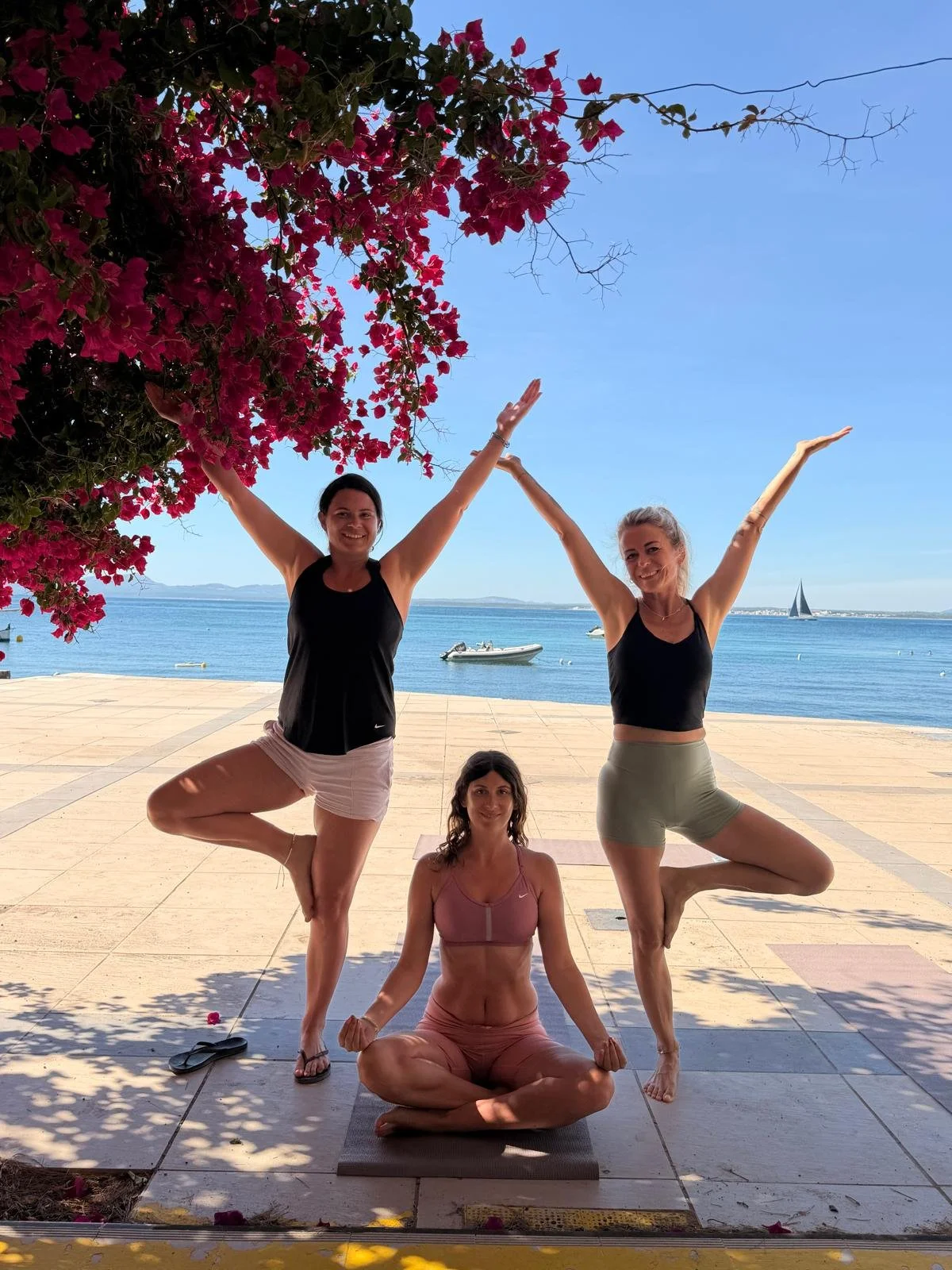 BEACH YOGA EXPERIENCE