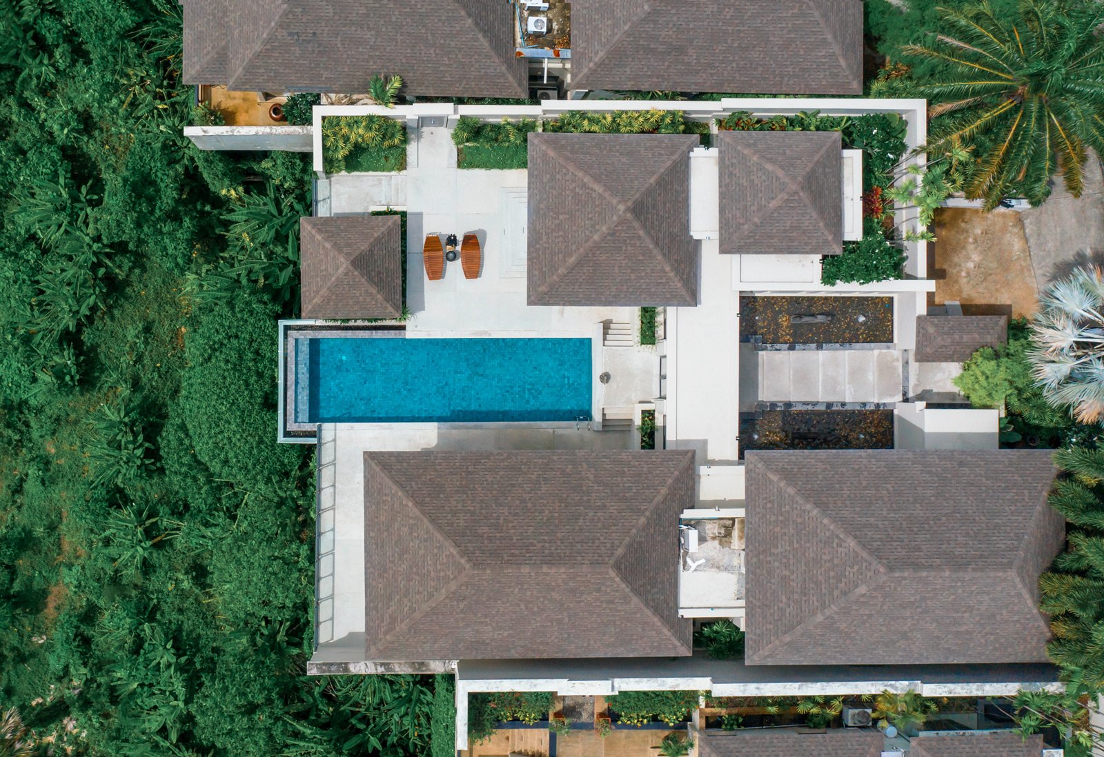 Phuket-Photographer-Pavilions-Drone-(01).jpg