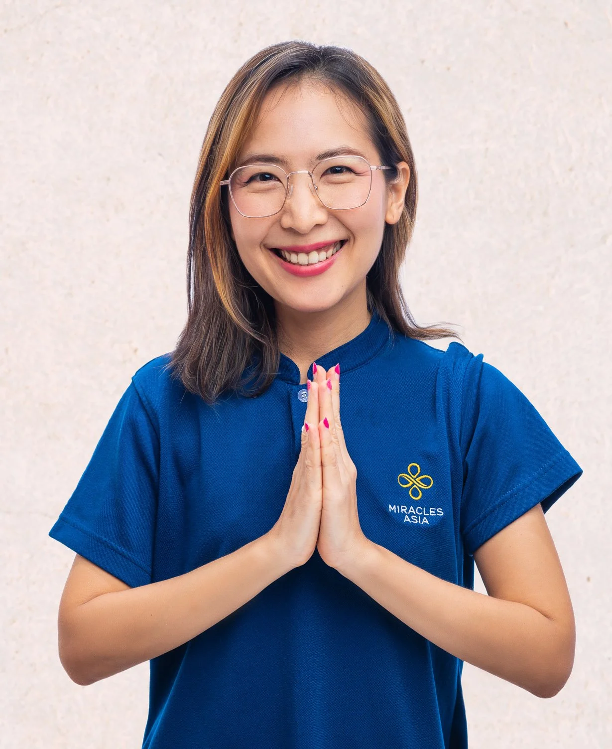 Phuket-Photographer-Studio-Portrait-Miracles (5).jpg