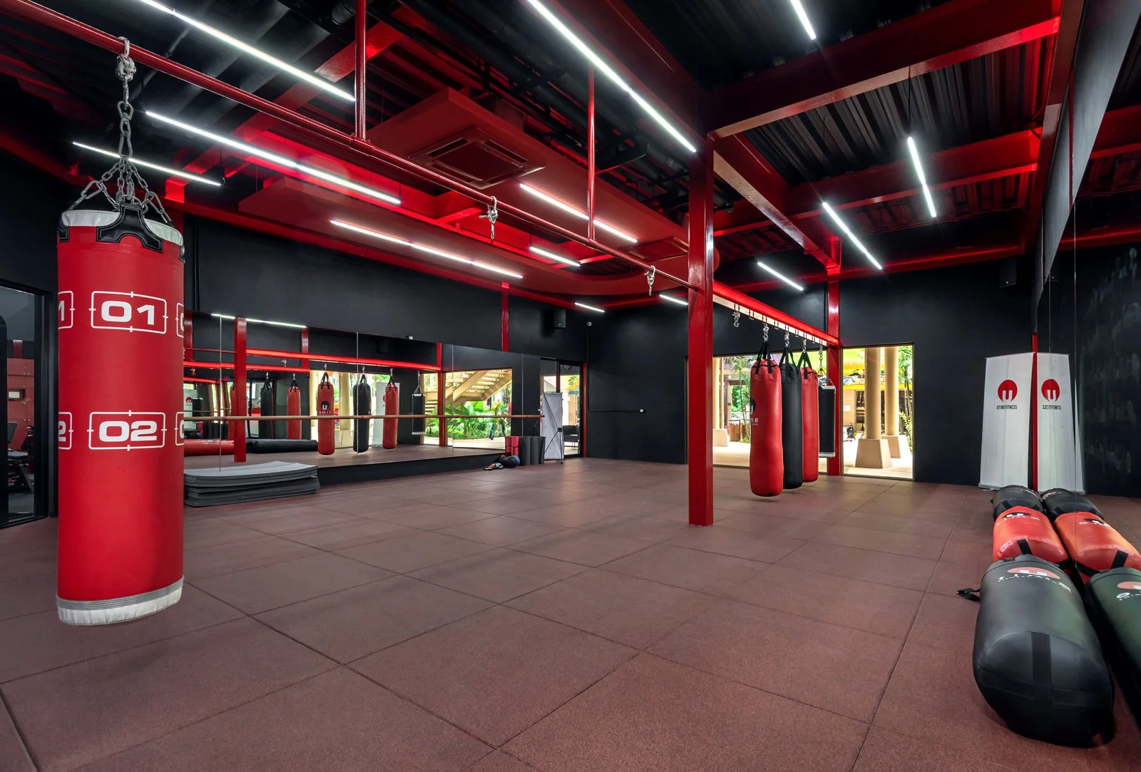 Phuket-Photographer-Gym Interior-Utime (3).jpg