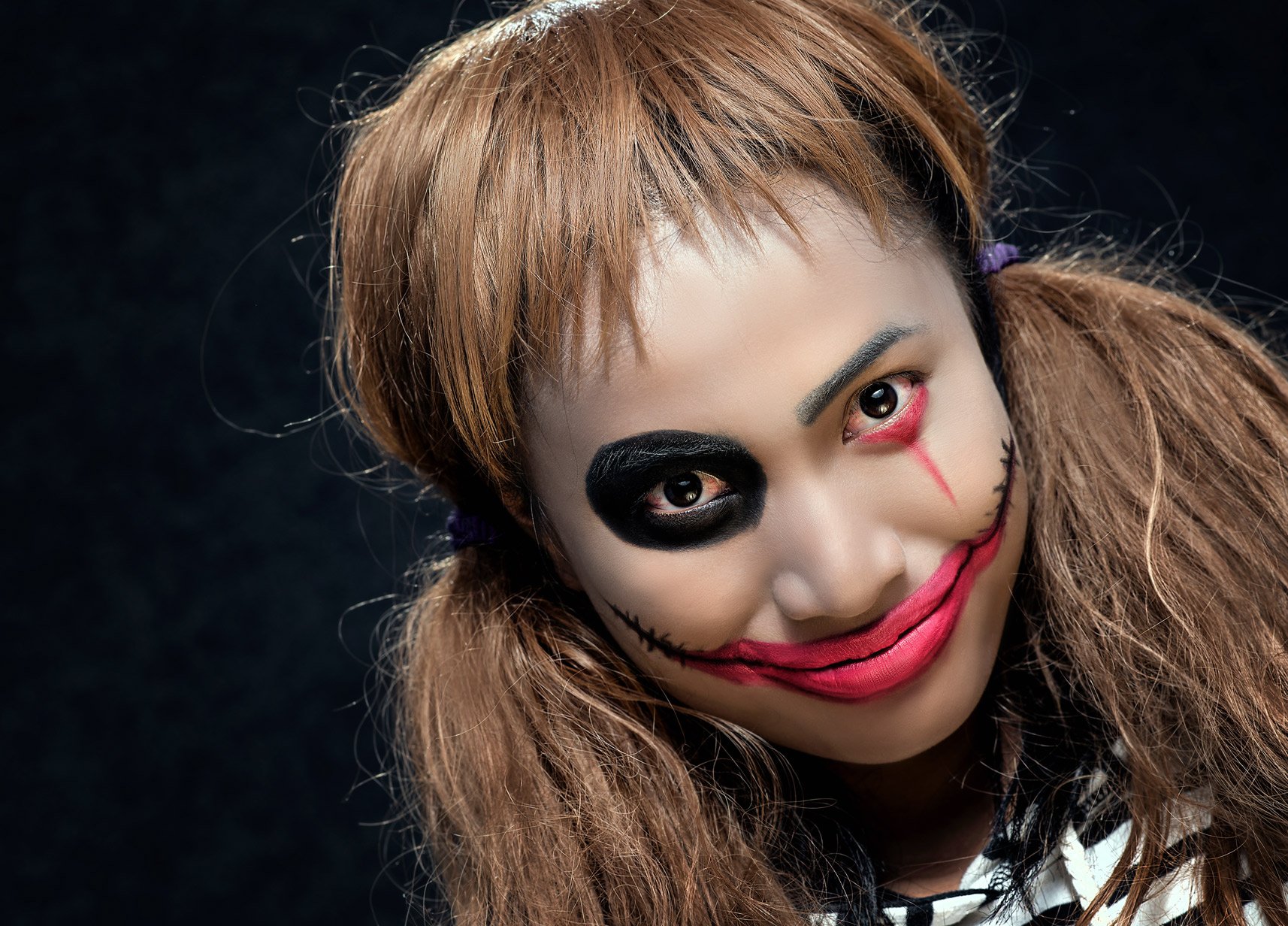 Phuket-Photographer-Studio-Portrait-Jane (10).jpg