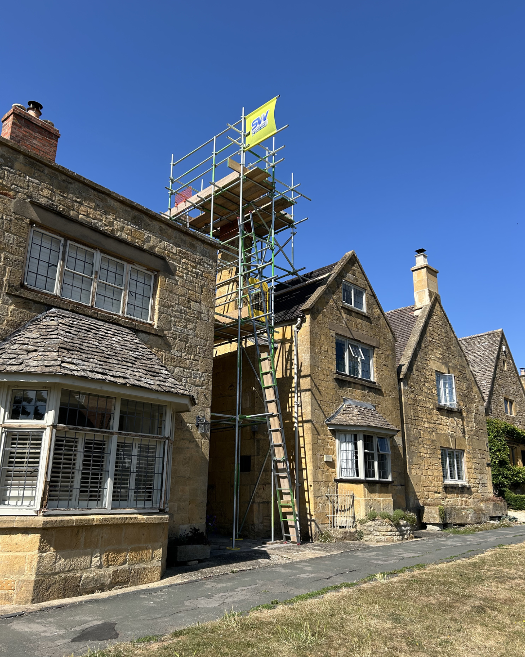High-Level Roof & Chimney Access Scaffold based in warwicksire