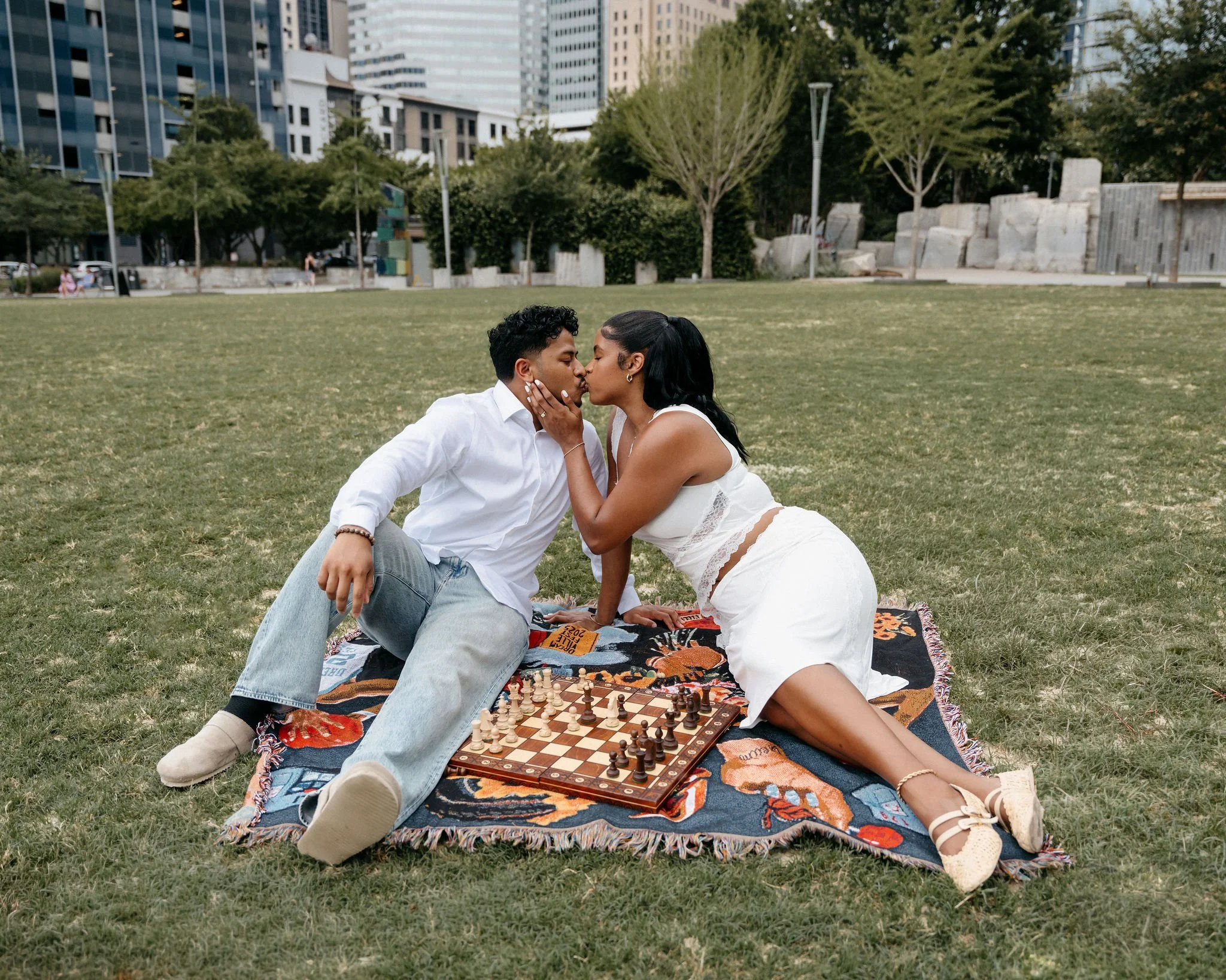 Maleek+Caitlyn_EngagementSneakPeeks-0002.jpg