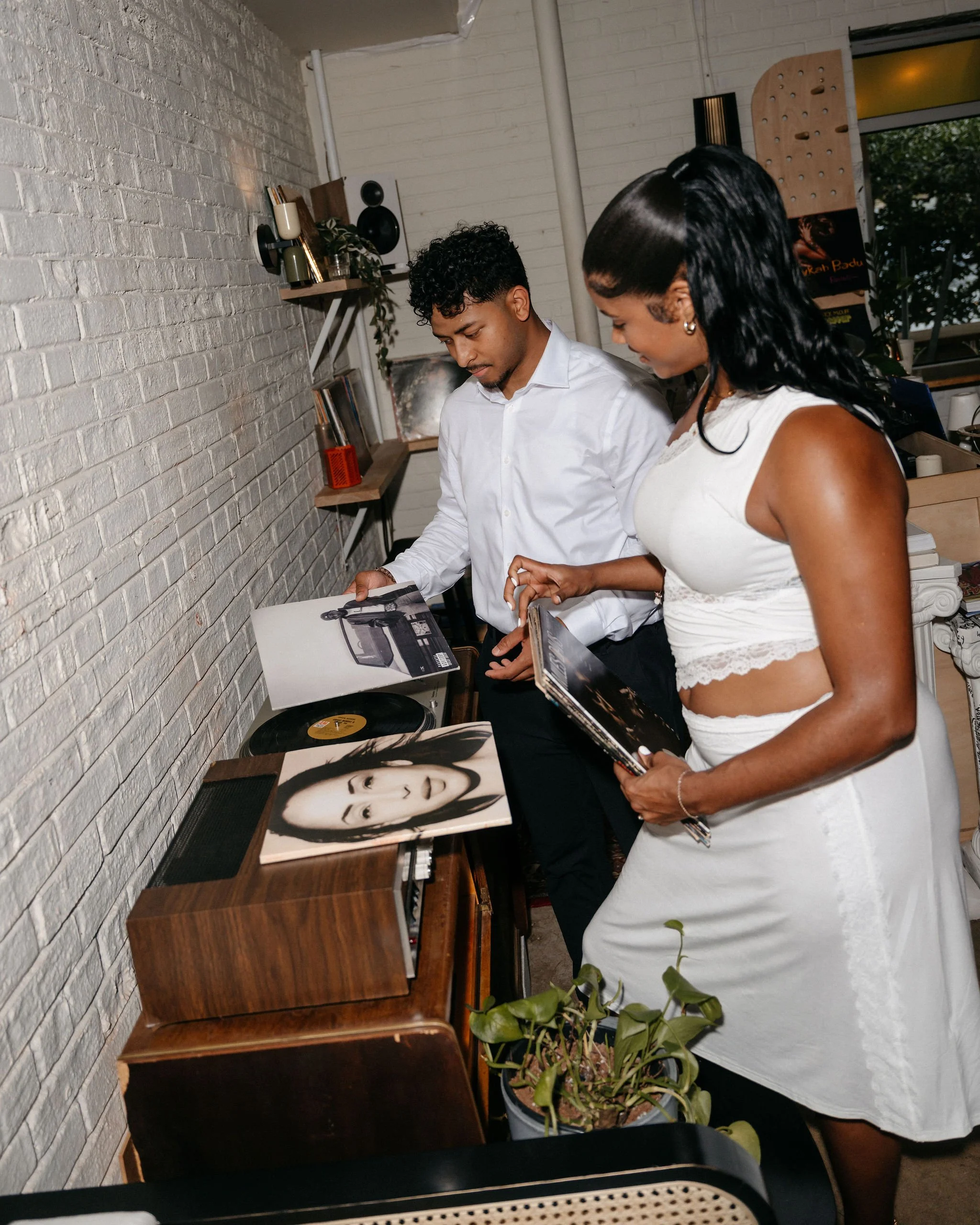Maleek+Caitlyn_EngagementSneakPeeks-0012.jpg