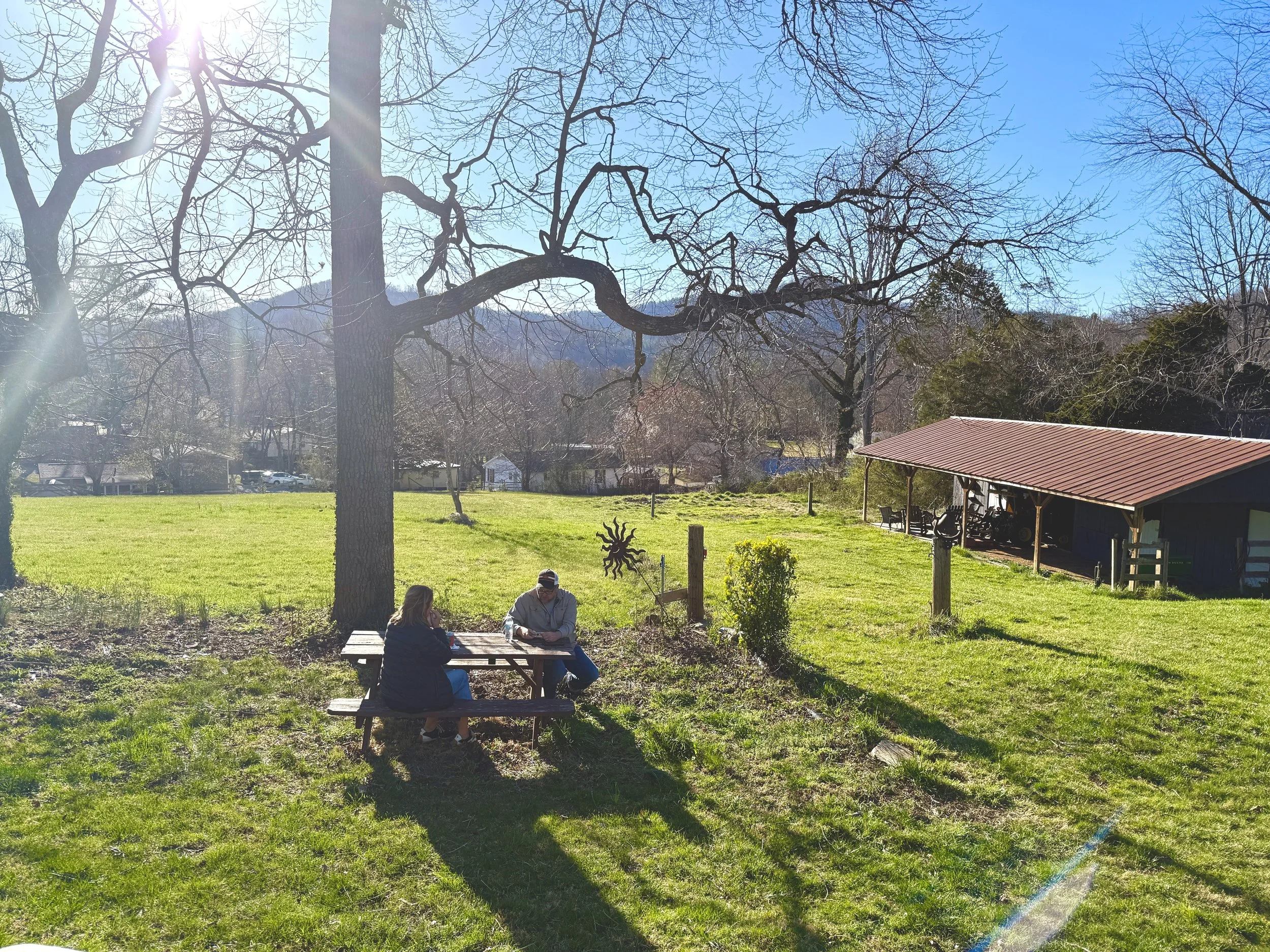 Lyric Mountain Retreats use the Natural Setting in the Practice of Songwriting 