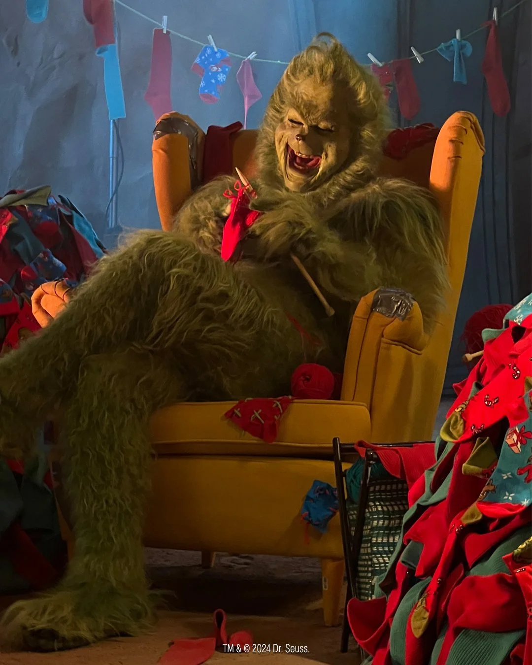 MCDCBRDT0001_McDs_CA_GRINCH_MEAL_Sock_Party_Paid_F1_1080x1350_01.jpg