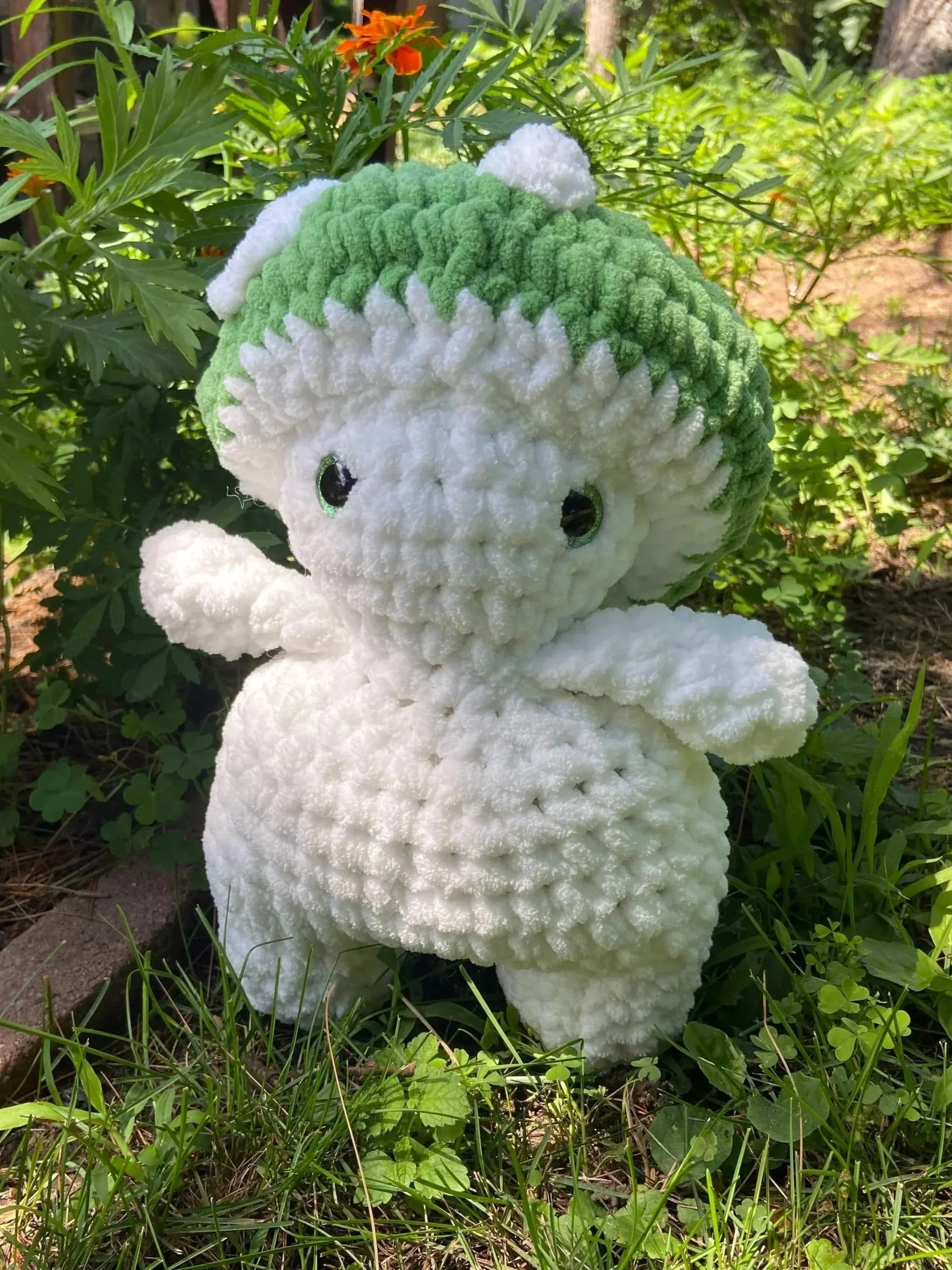 𓍊𓋼Green Butt-Shroomy Dude𓋼𓍊
