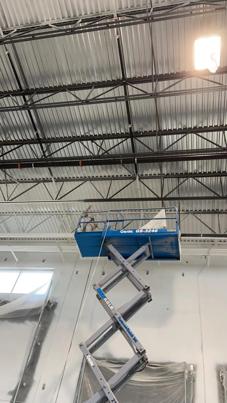Ceiling.jpg