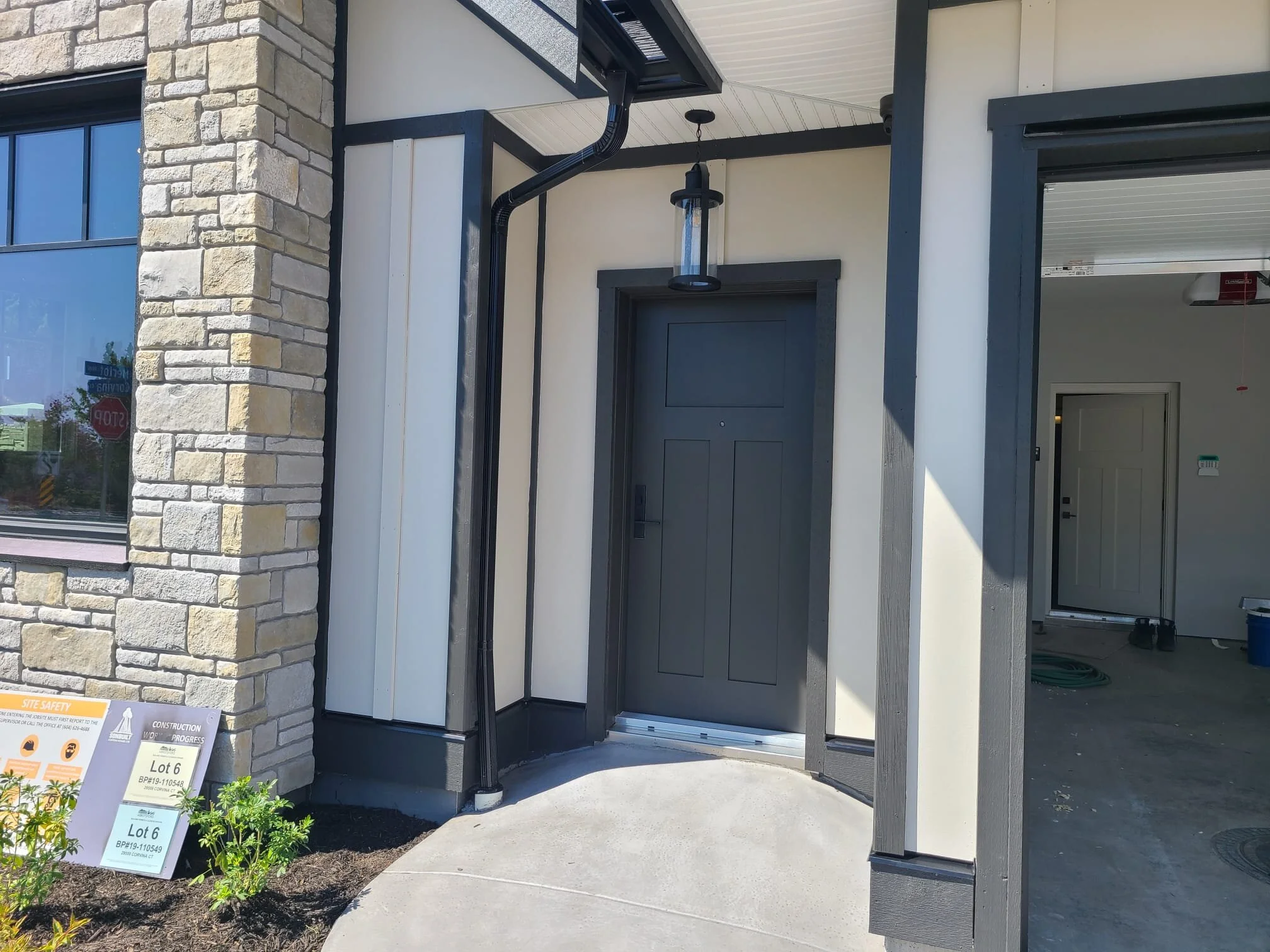 woodside-residence-fine-finishes2.jpg