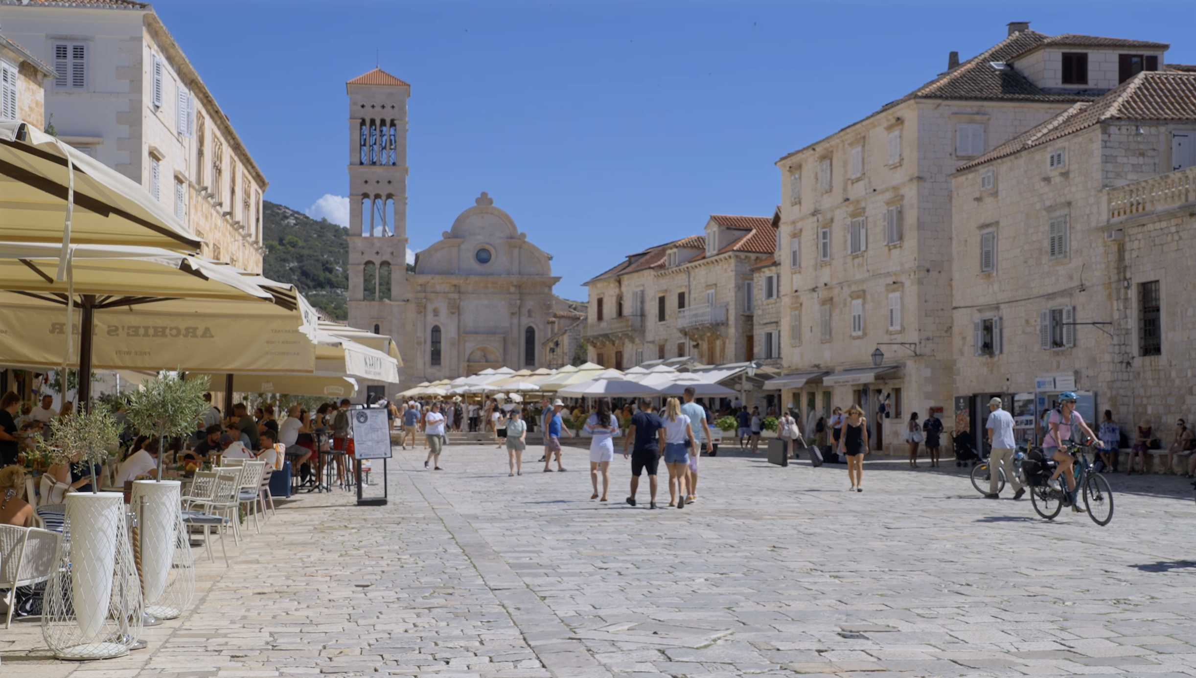 People walking I Hvar town