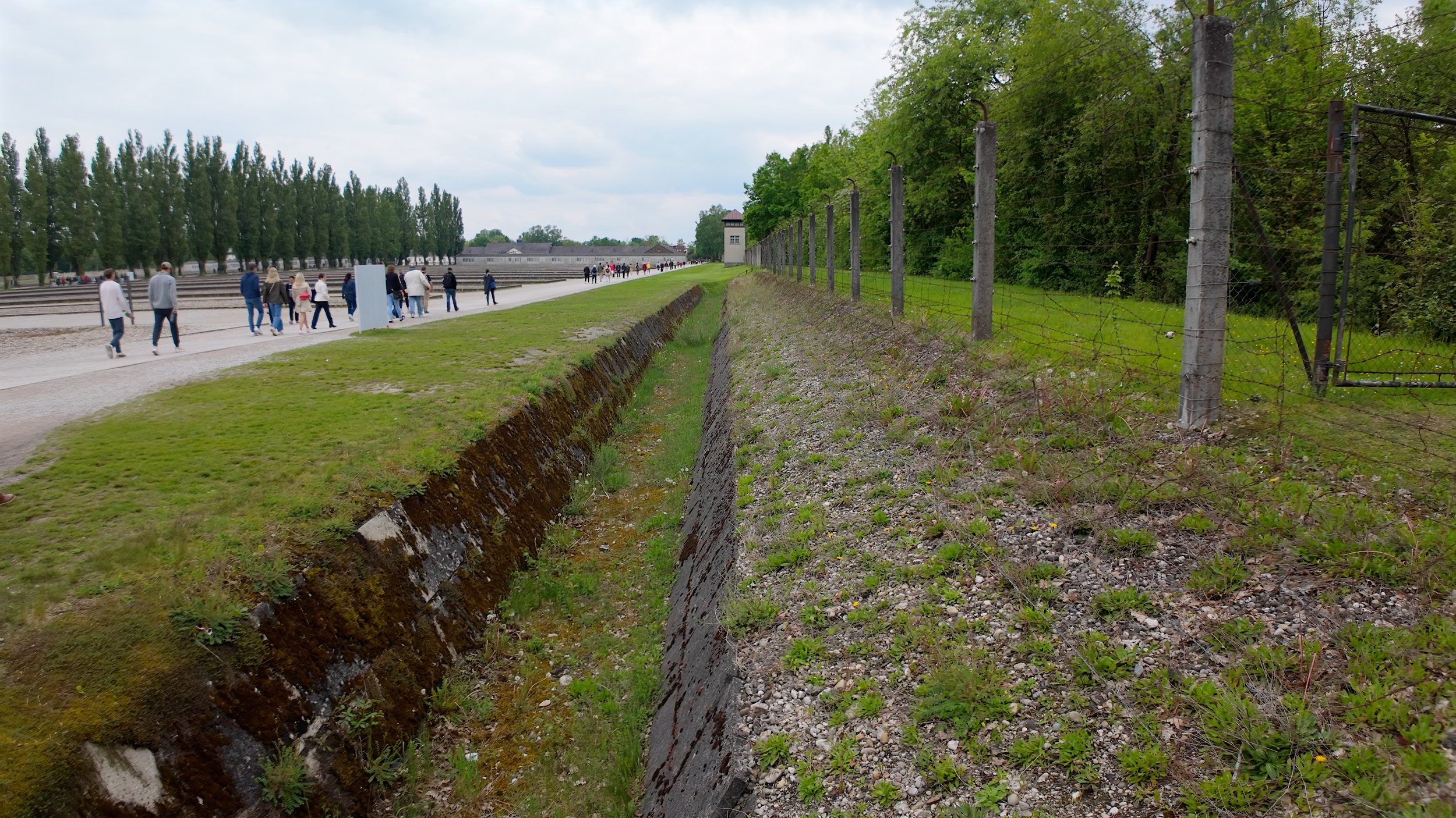 Dachau Concentration Camp mote