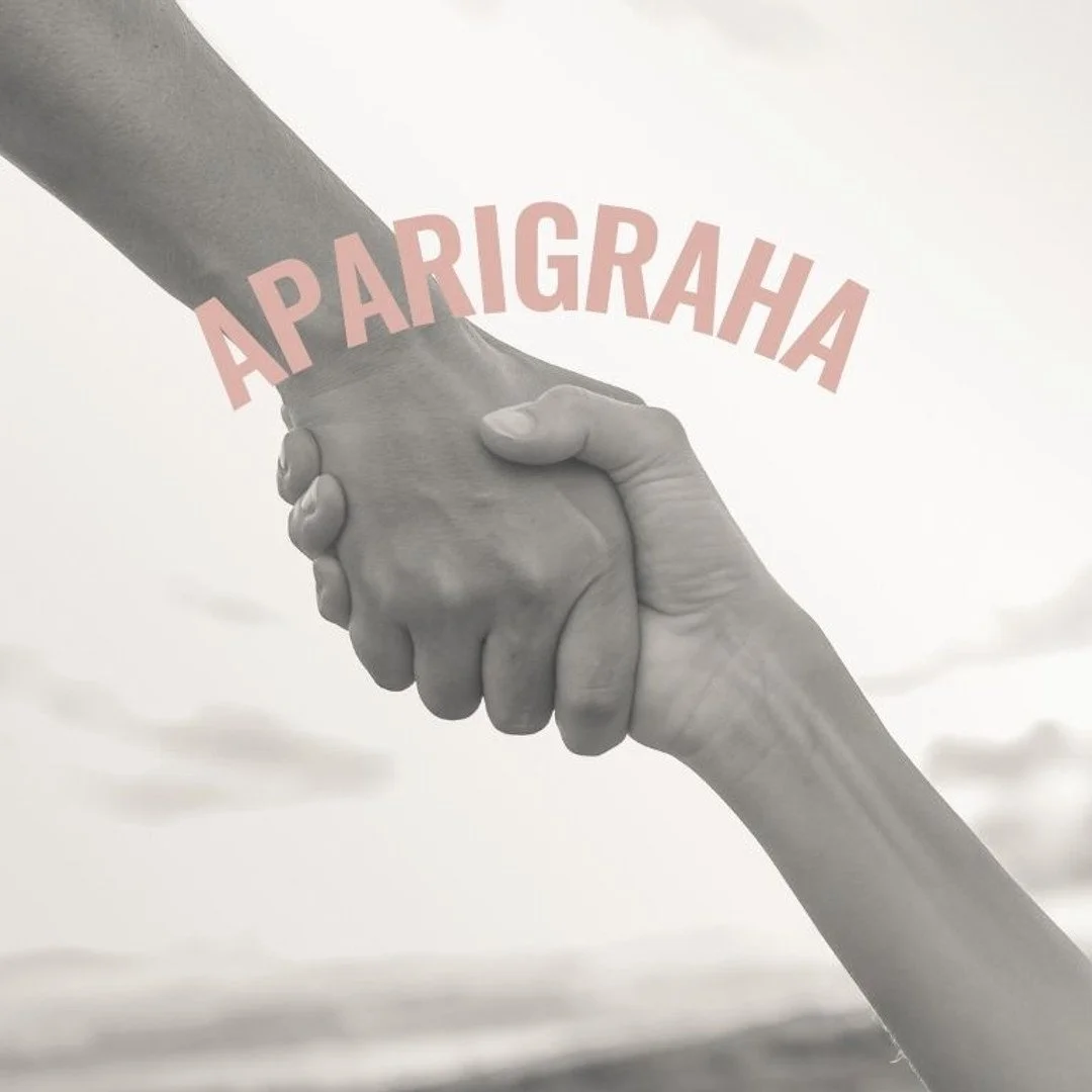 Monatsinspiration April - Aparigraha, und warum Helfen glücklich macht