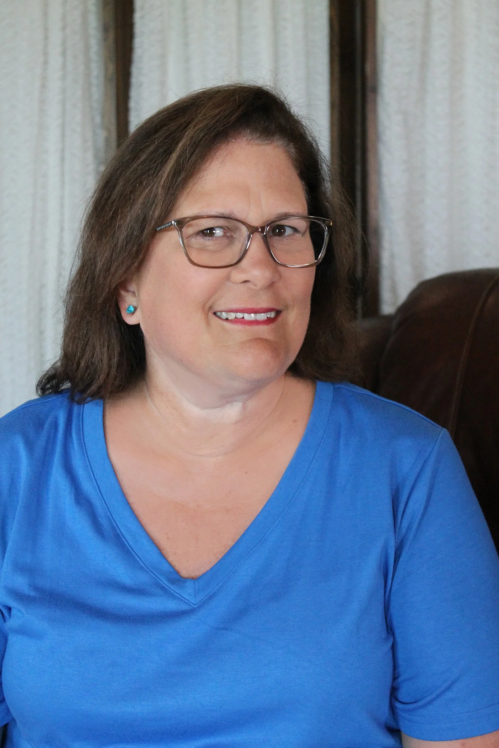 Photo of Sheri Neuhofer, Author and half of Lynn Paul Productions