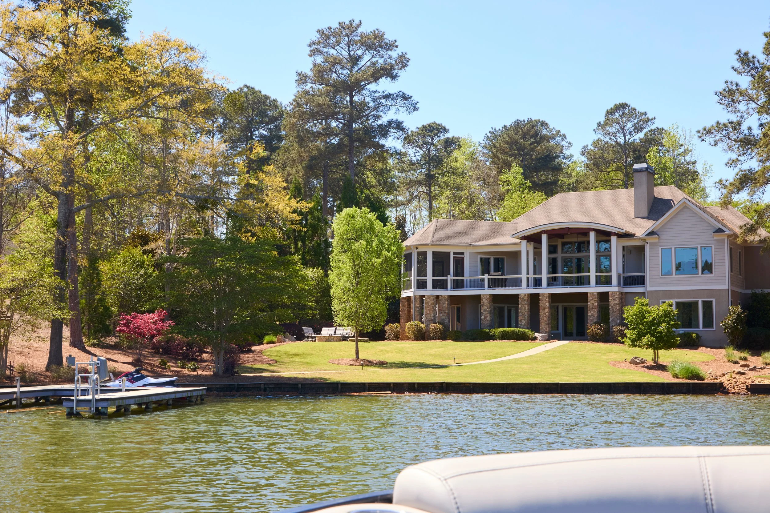 Selling a Lake Monroe Lakefront Home: What Drives Value and What Buyers Want