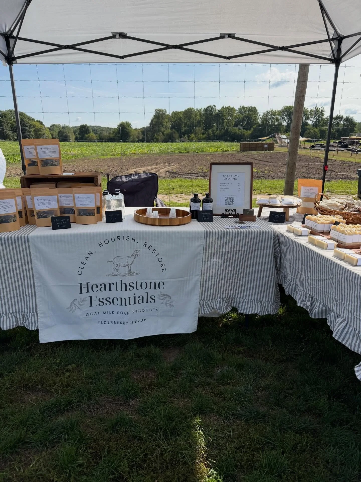 Come see us @deeprootsproducegr today until 5pm! 
.
🫐 Elderberry Syrup for immune support
🐐 Organic Goat Milk Soap Bars 
🛁 Mineral Milk Bathes
🎁 The perfect gifts for teachers, friends, postpartum mamas
.
Shipping always available! Keep us in min