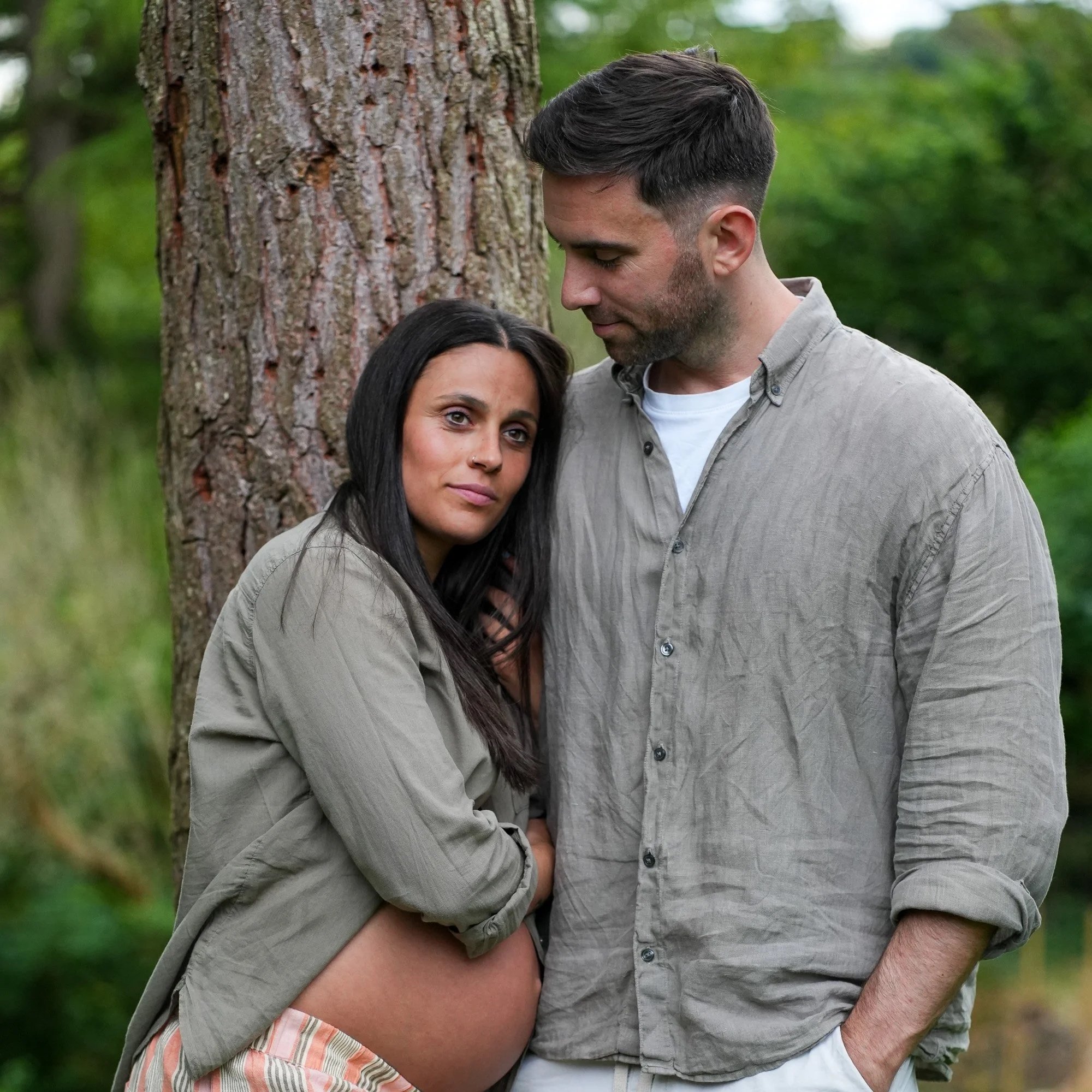 maternity shoot, pregnancy photos, baby bum photos, expecting couples, kent